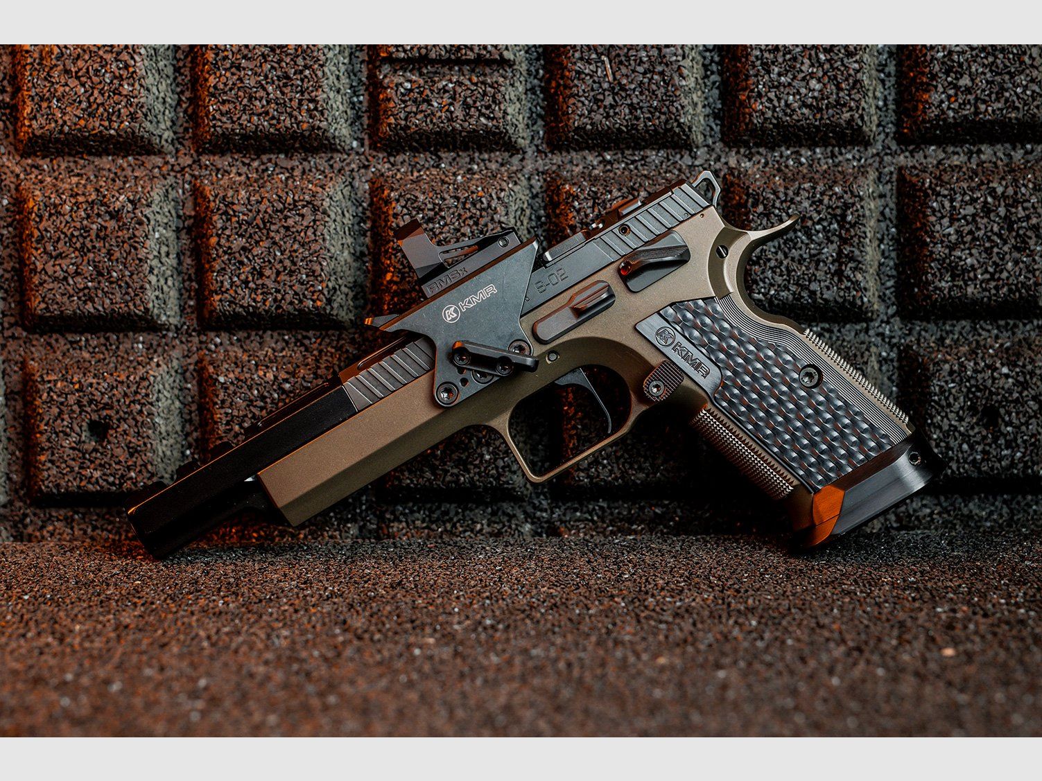 KMR S-02 .22 LR OPEN OR, SA, 10R, Bronze-Noir, canon de 6,7", image 9 sur 9