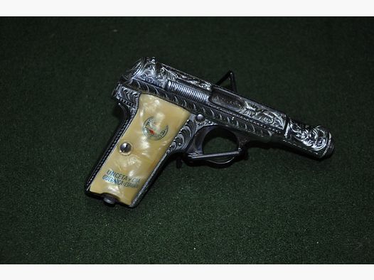 PISTOLET ASTRA 300