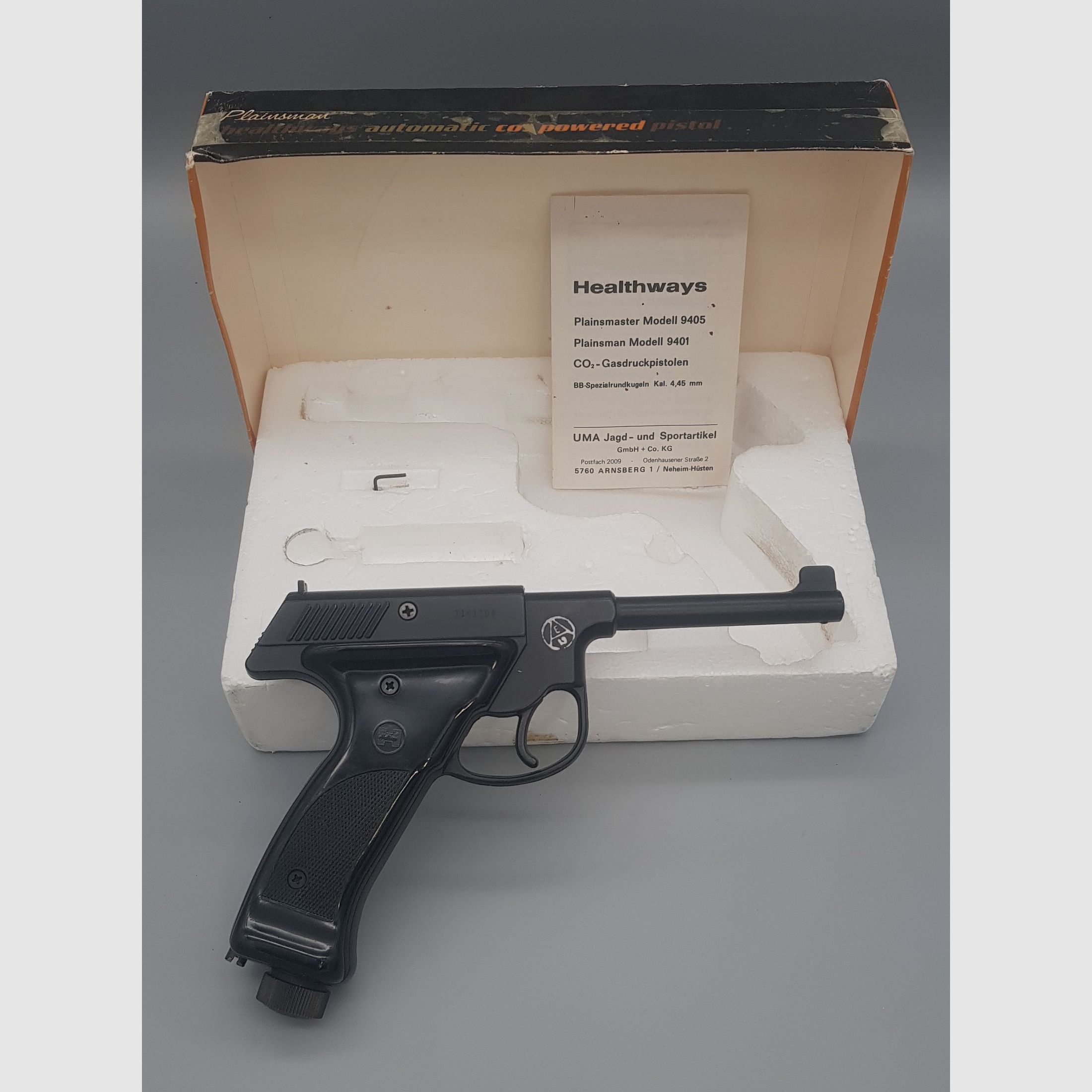 OVP Neuwertige  Co2 Pistole  Perfecta Crosman Marksman Plainsman 9401 im cal.  4,45 BB ähnlich dem Vorbild der 08