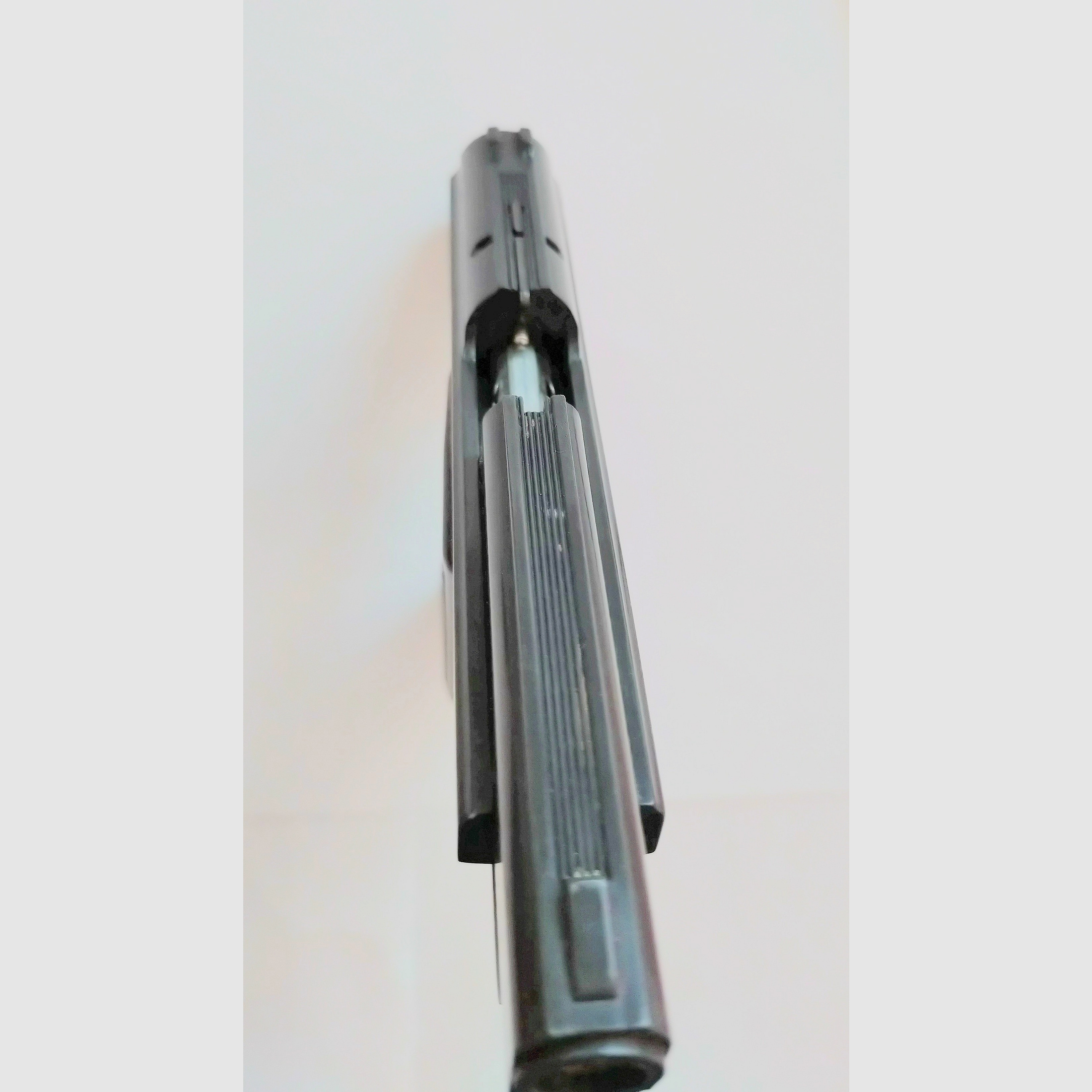 Reck  Automatic 8mm. TOP Zustand. Originalverpackung und Zubehör.