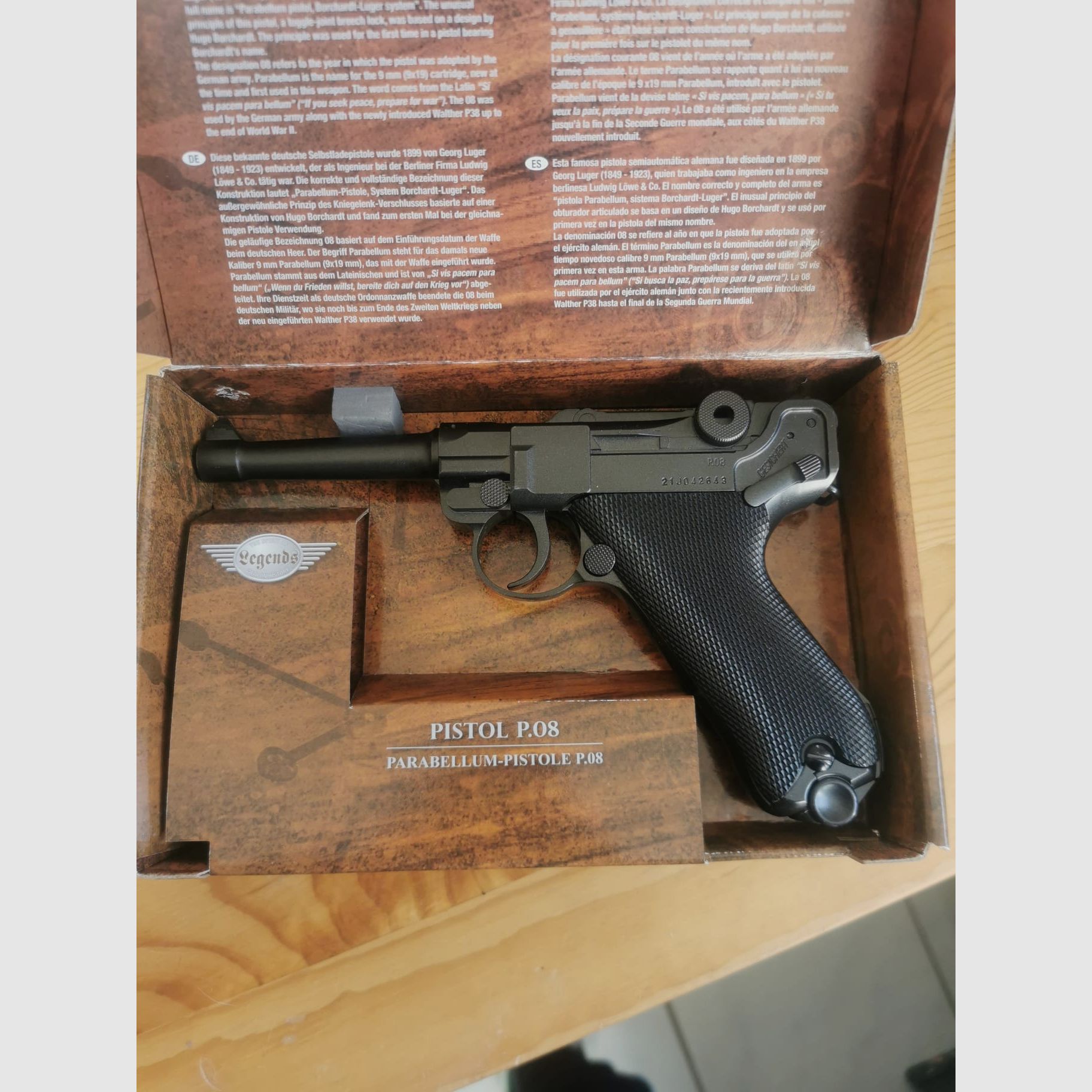 Umarex P 08 CO2 Pistole 