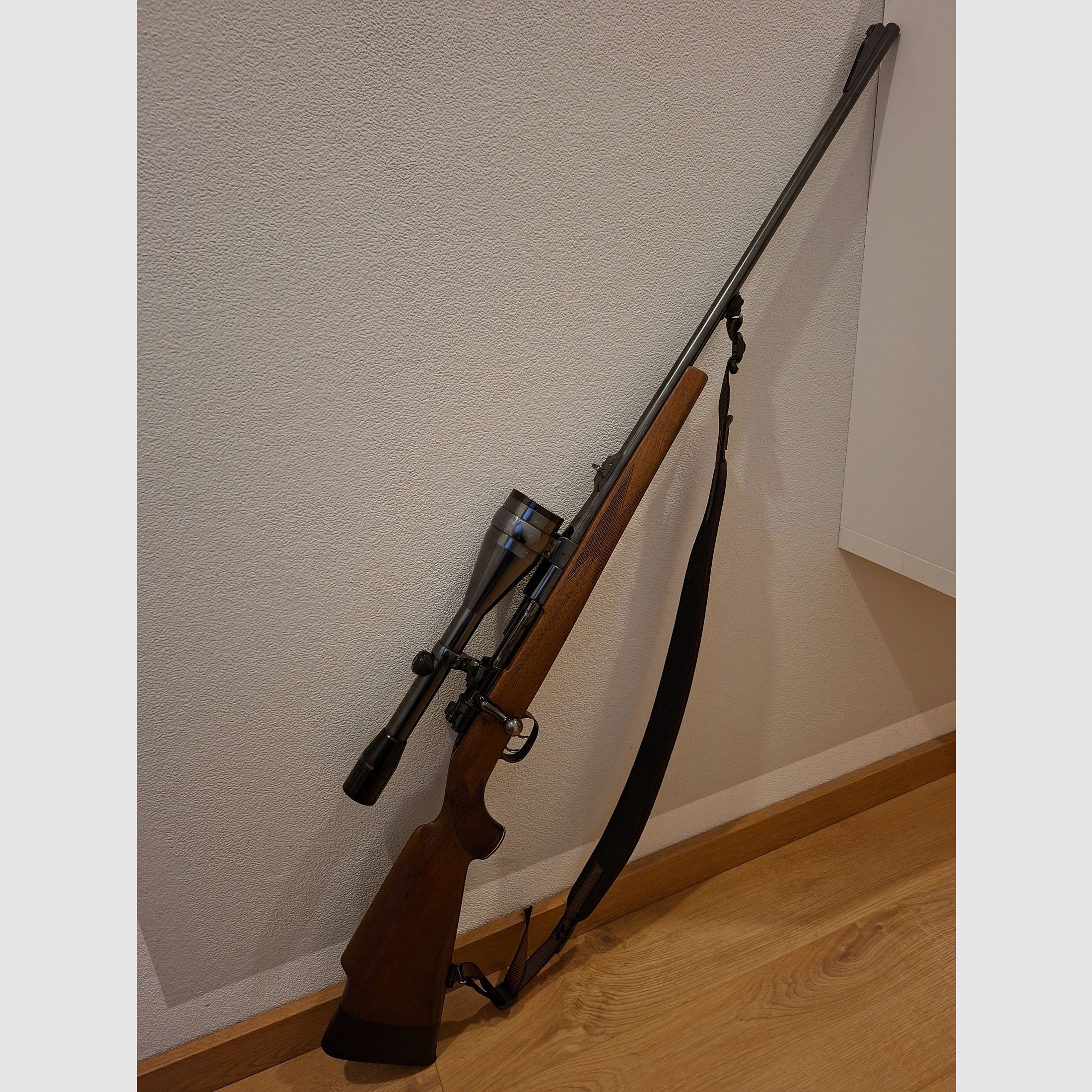 Grendelgeweer 8x68S, afbeelding 2 van 4
