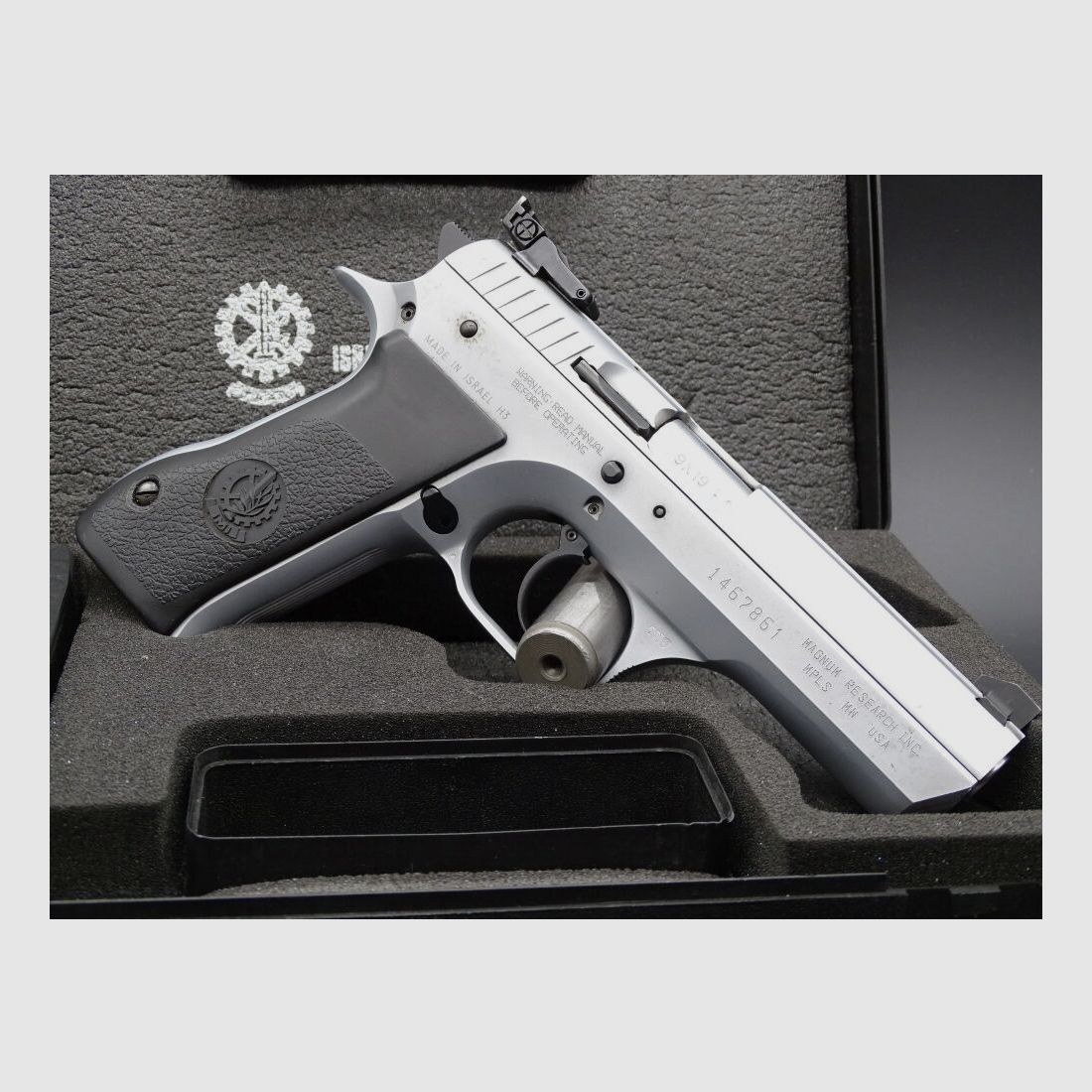 IMI Desert Eagle / Baby Eagle Kaliber 9mm Luger Bj 2002	 Baby Eagle