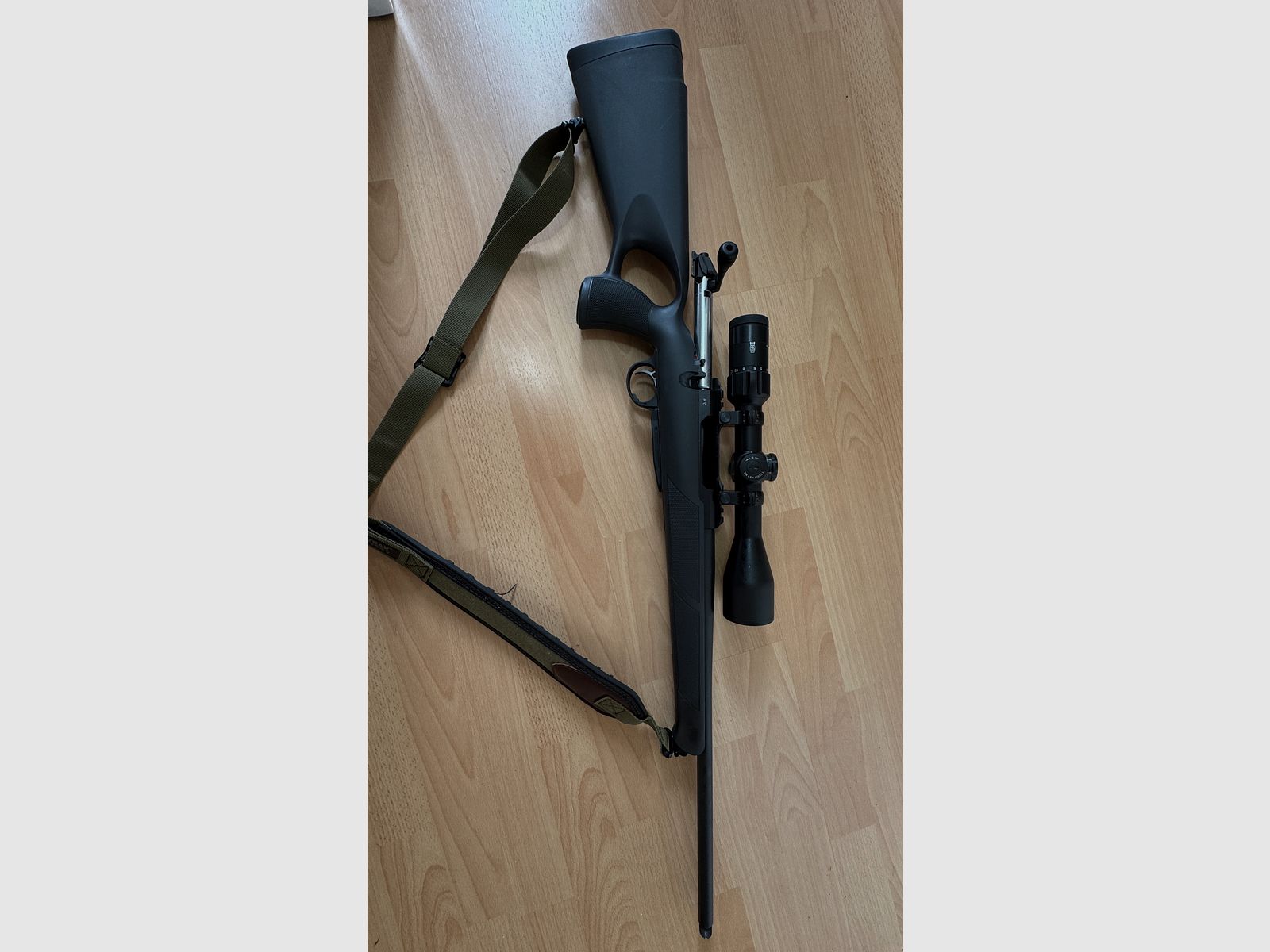 Young hunter complete package Mecury Rover G2 Thumbhole .308