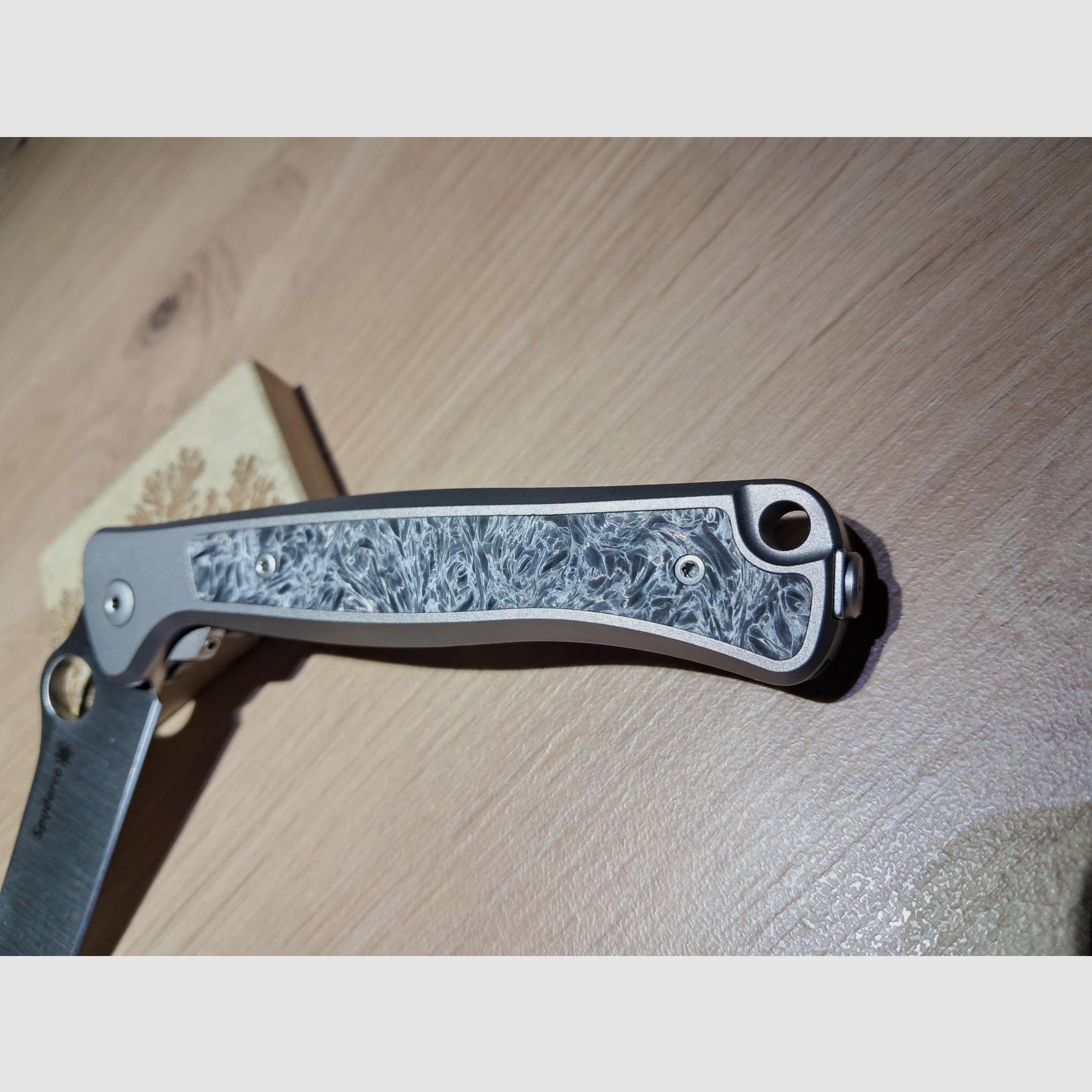 Spyderco Slym Titan. Lionsteel. Nóż. Nóż kieszonkowy