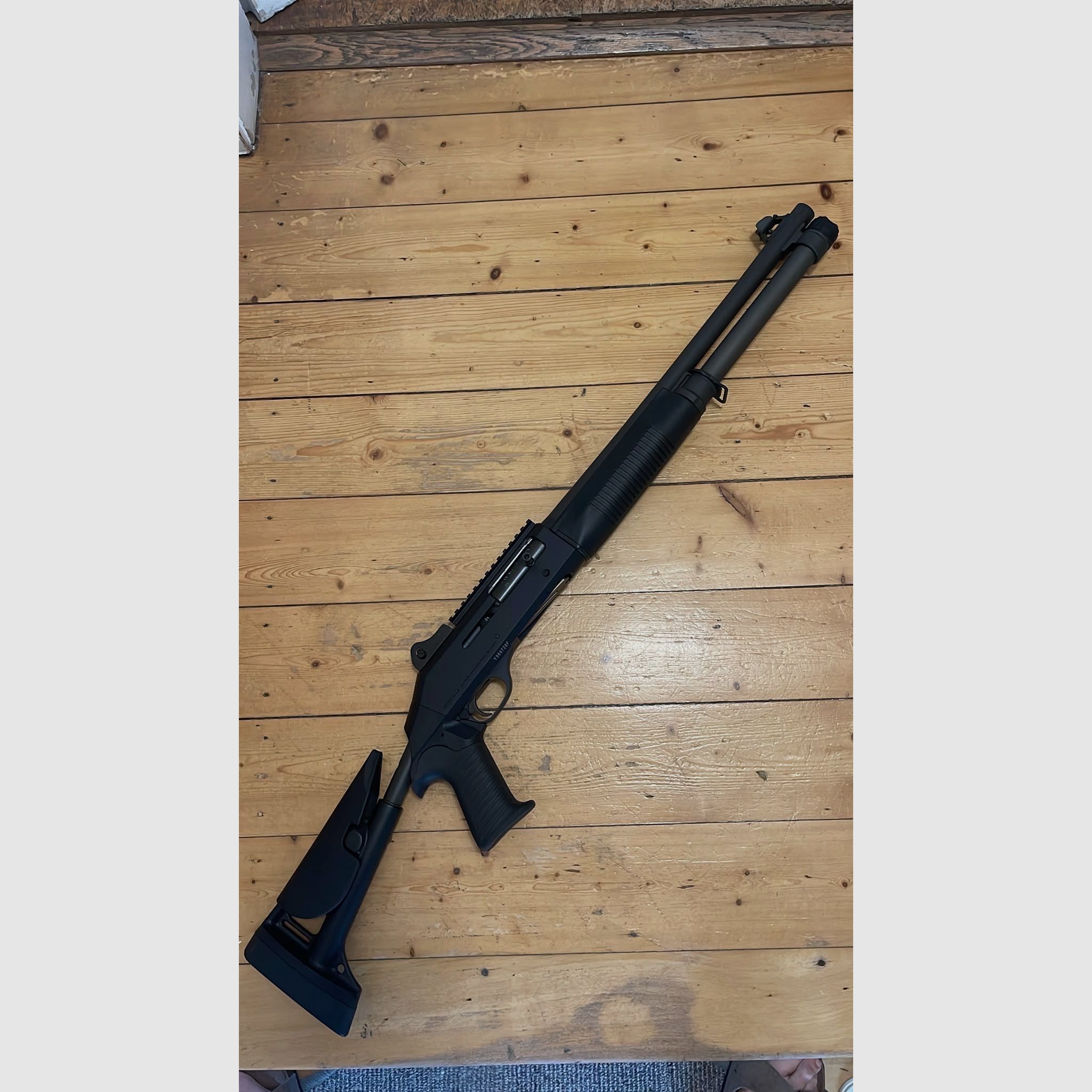 Benelli M4 Super 90 Culata telescópica