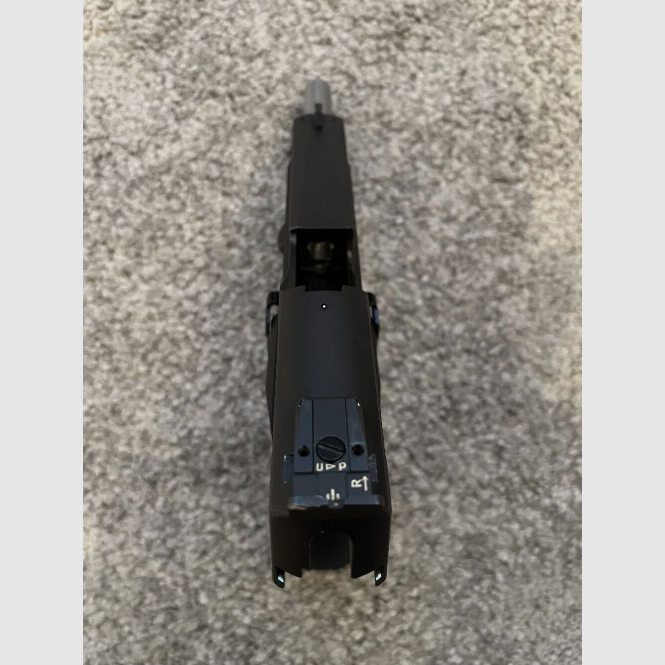 Cz Crevna Zastava/ 99 / Sig Sauer 220