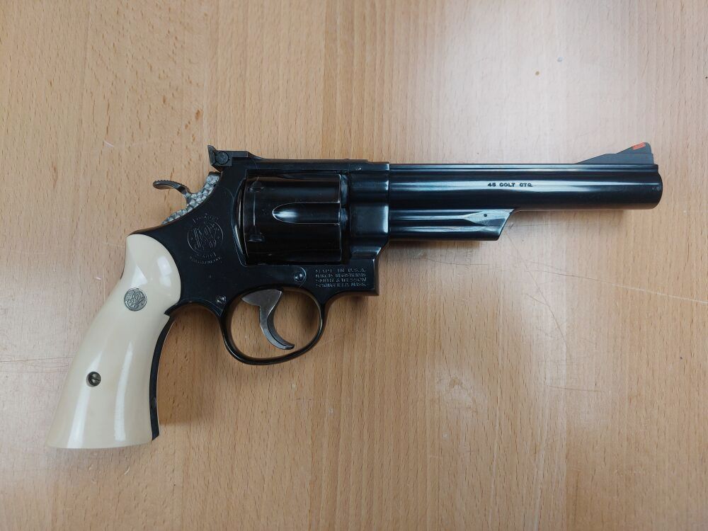 Smith & Wesson, USA M 25-5