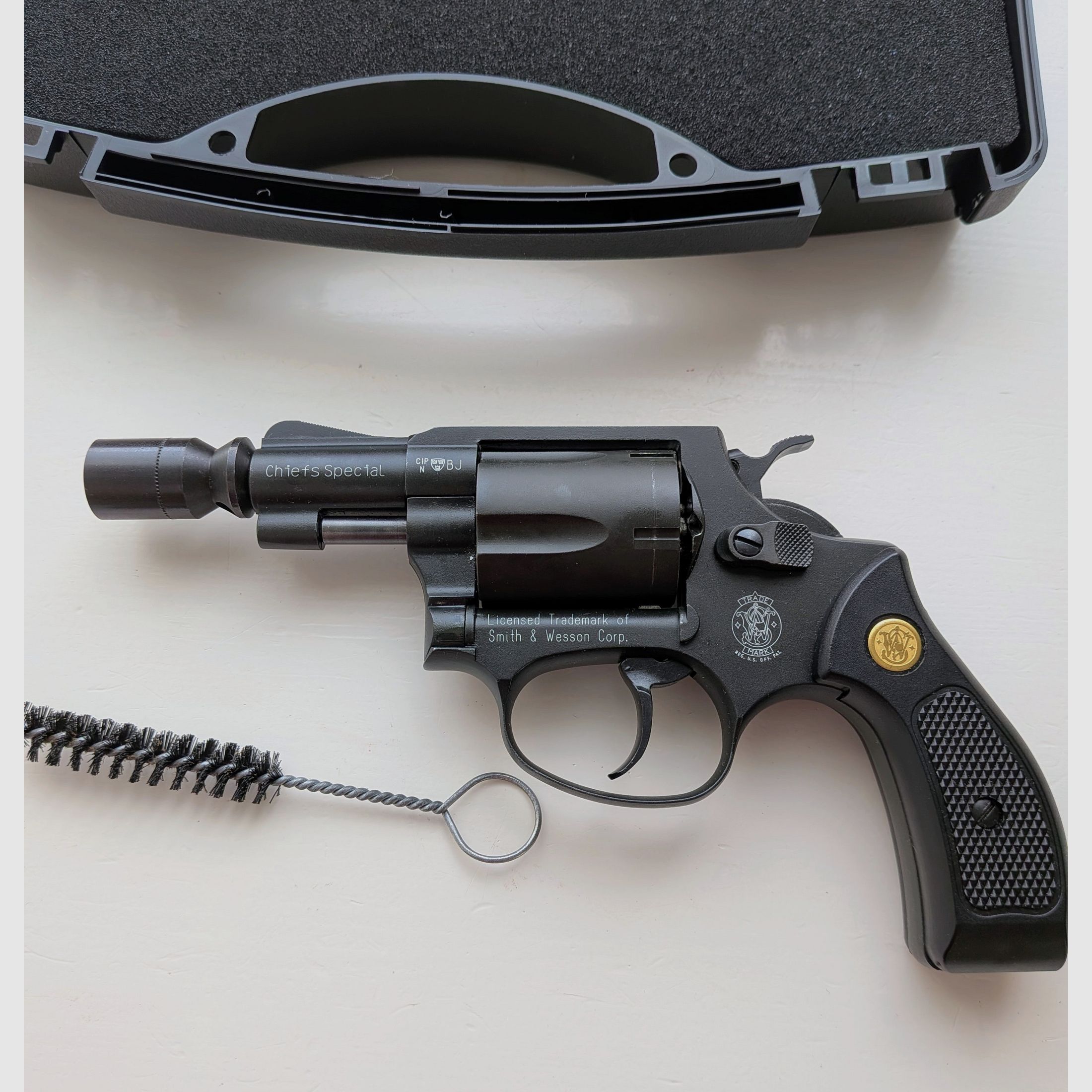 Smith & Wesson Chiefs Special revolver a salve calibro 9mm R.K., immagine 7 di 7