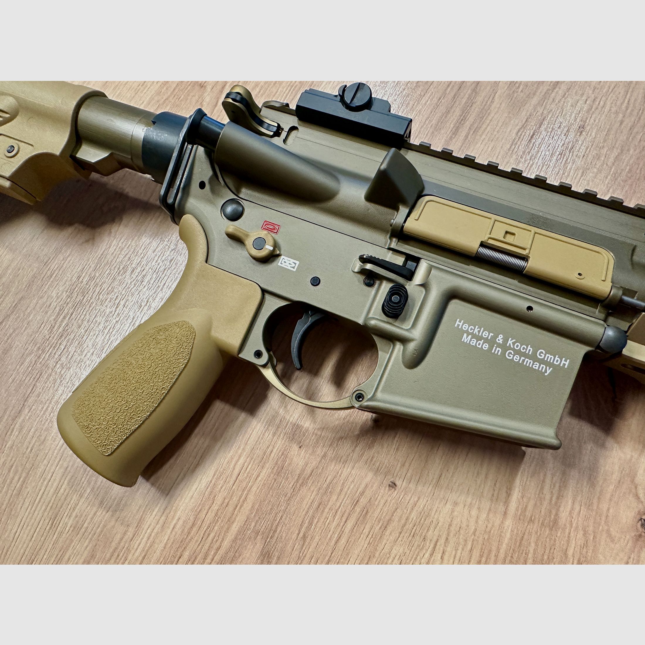 Heckler & Koch MR223 A3 16,5“ in  RAL 8000