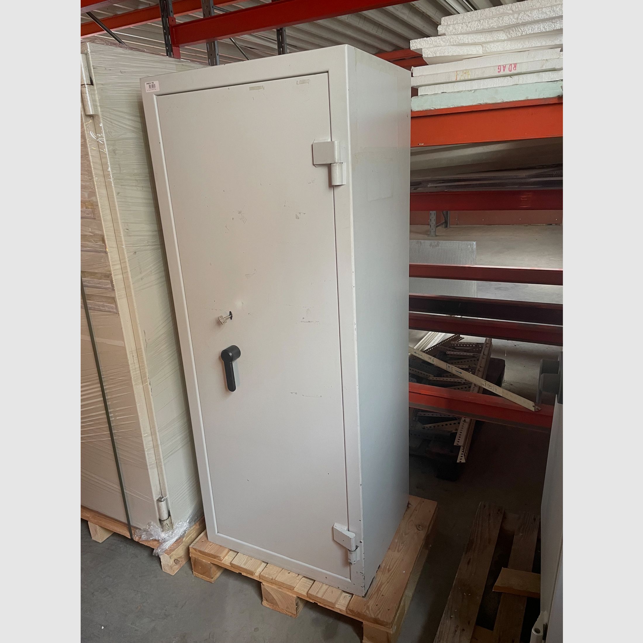 Various gun safes and vaults, image 8 of 9