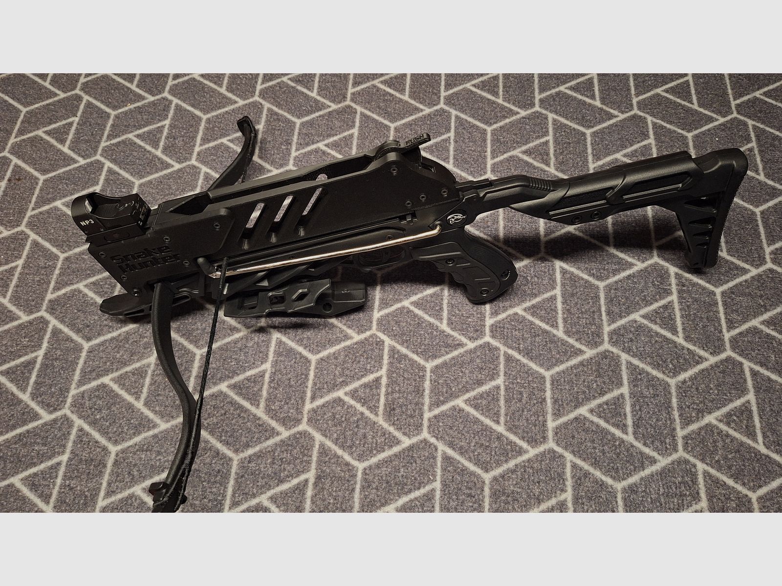 Pistolen-Armbrust "Snake Hunter" 7Schuß Magazin/Red Dot/Tasche-NEU!