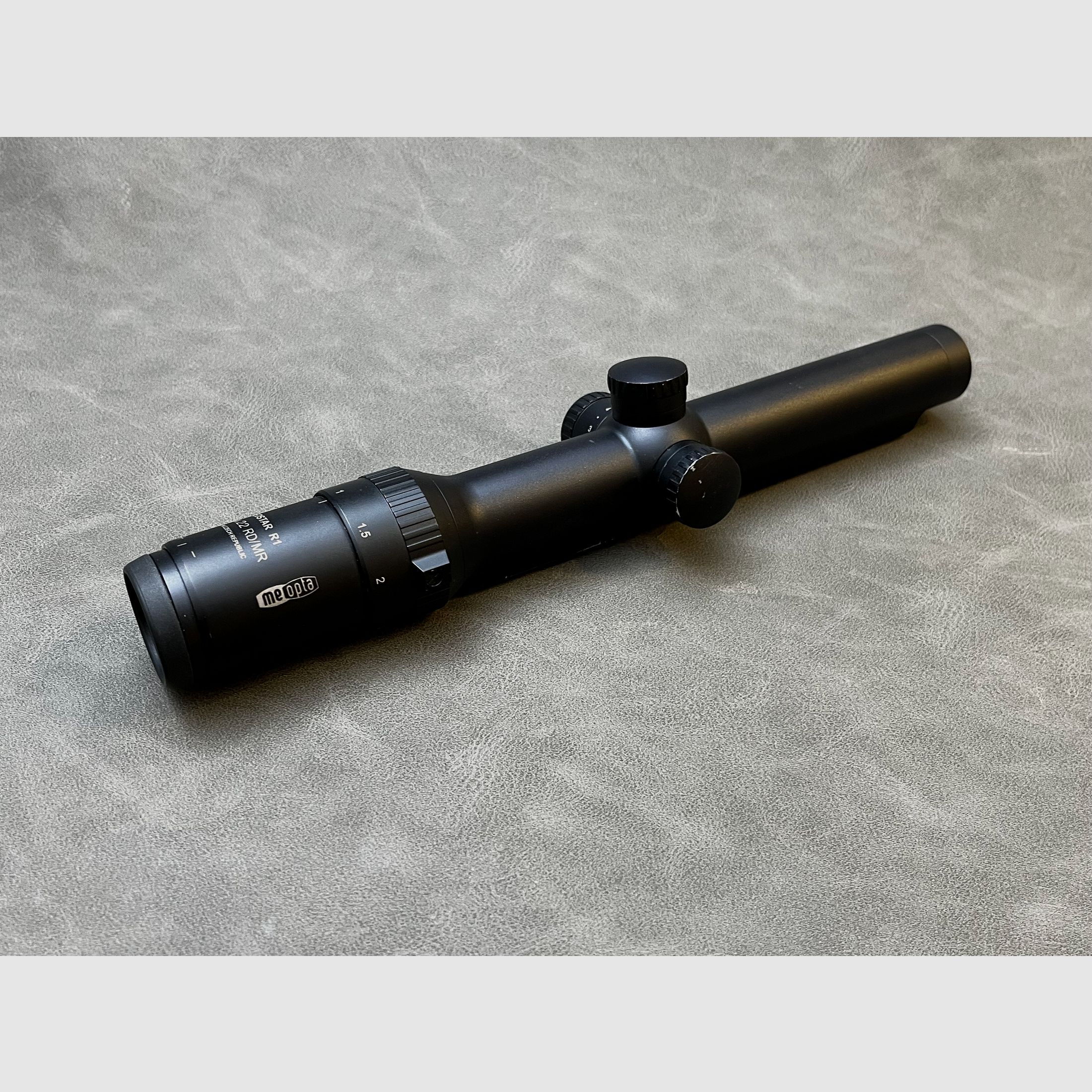 Meopta Meostar R1 1-4x22 RD/MR met Zeiss rail