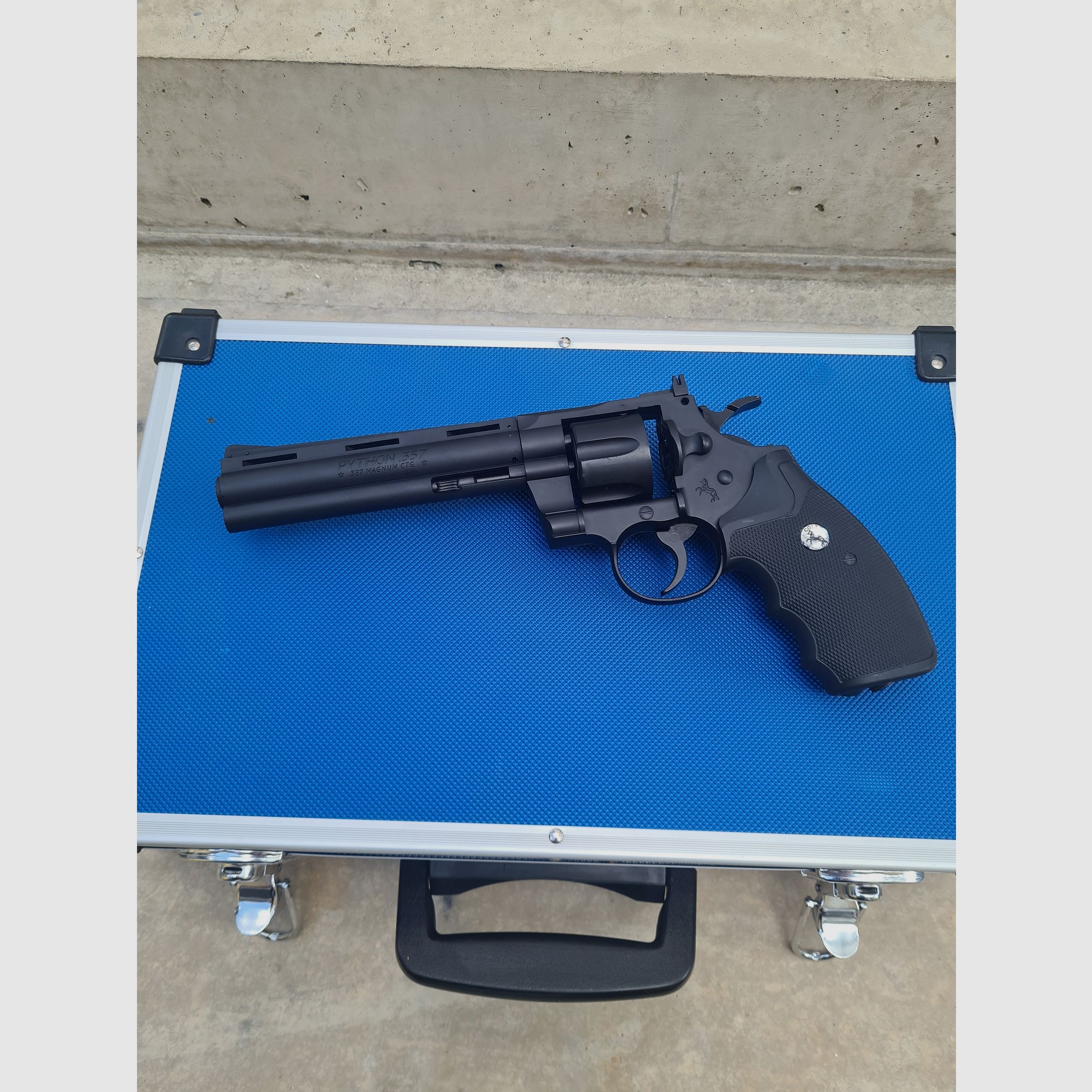COLT Phyton 6 Magnum 357
