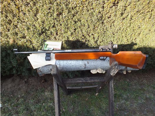 Karabin pneumatyczny DDR Haenel 312, z bocznym naciągiem