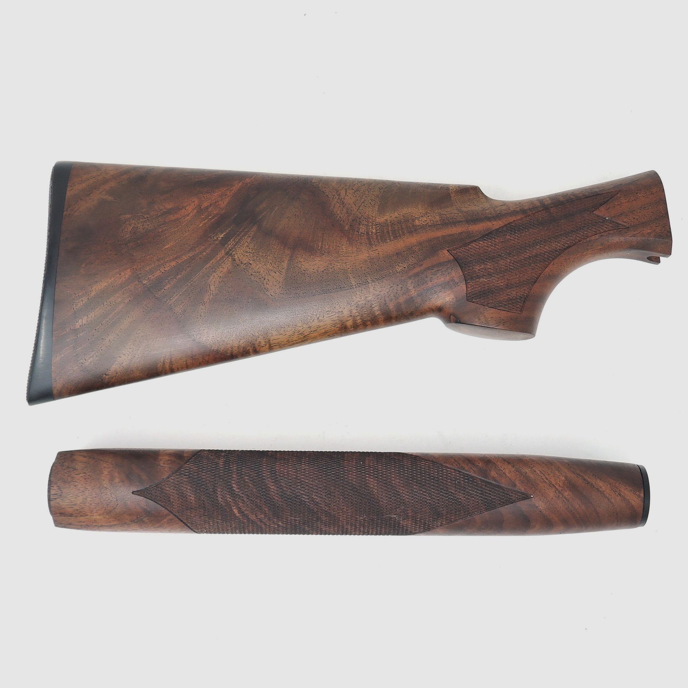 Schaft + Benelli Raffaello Schaft in Radica Grad 7 – Kal. 12, Bild 2 von 2