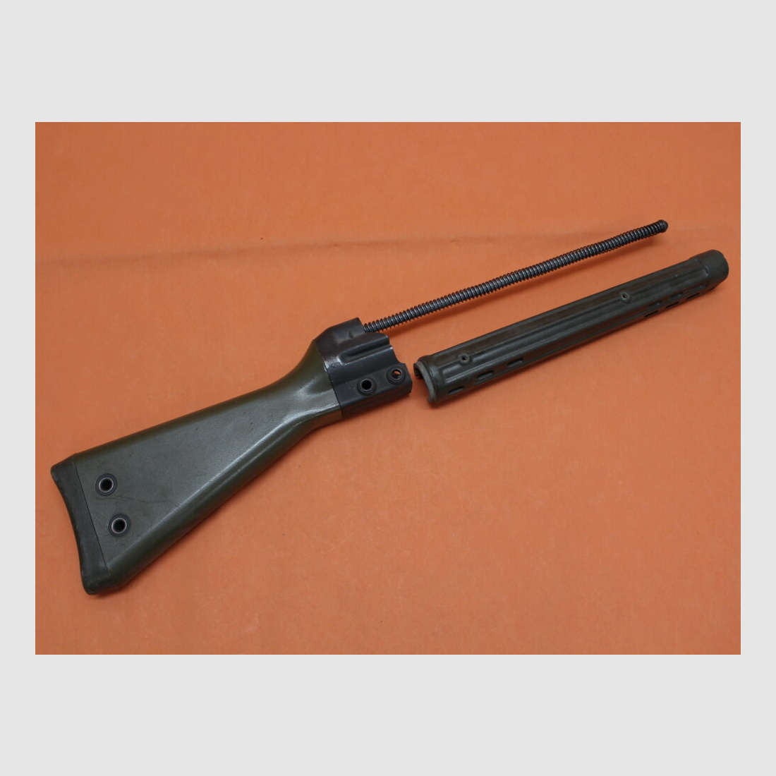 BUND SURPLUS Heckler&Koch/H&K HK G3 Komplett-Set oliv BUND H&K Handschutz/Pistolengriff/Schulterstütze/Mag.T.KSt