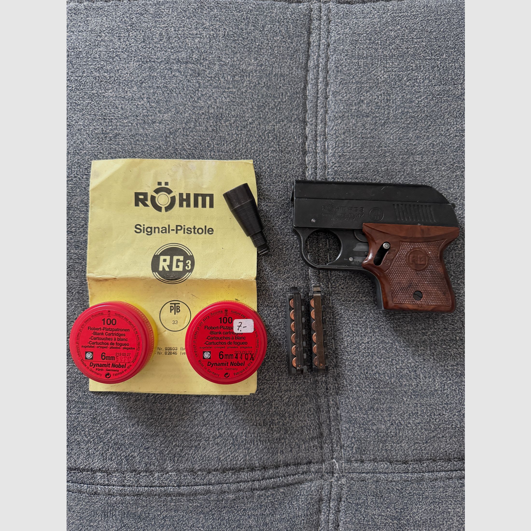 Pistola de fogueo Röhm RG 3 (6mm Flobert, PTB 33) – estado sólido con accesorios y munición