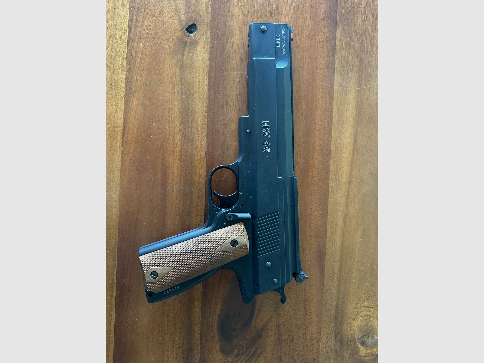 Neuwertige Weihrauch HW 45