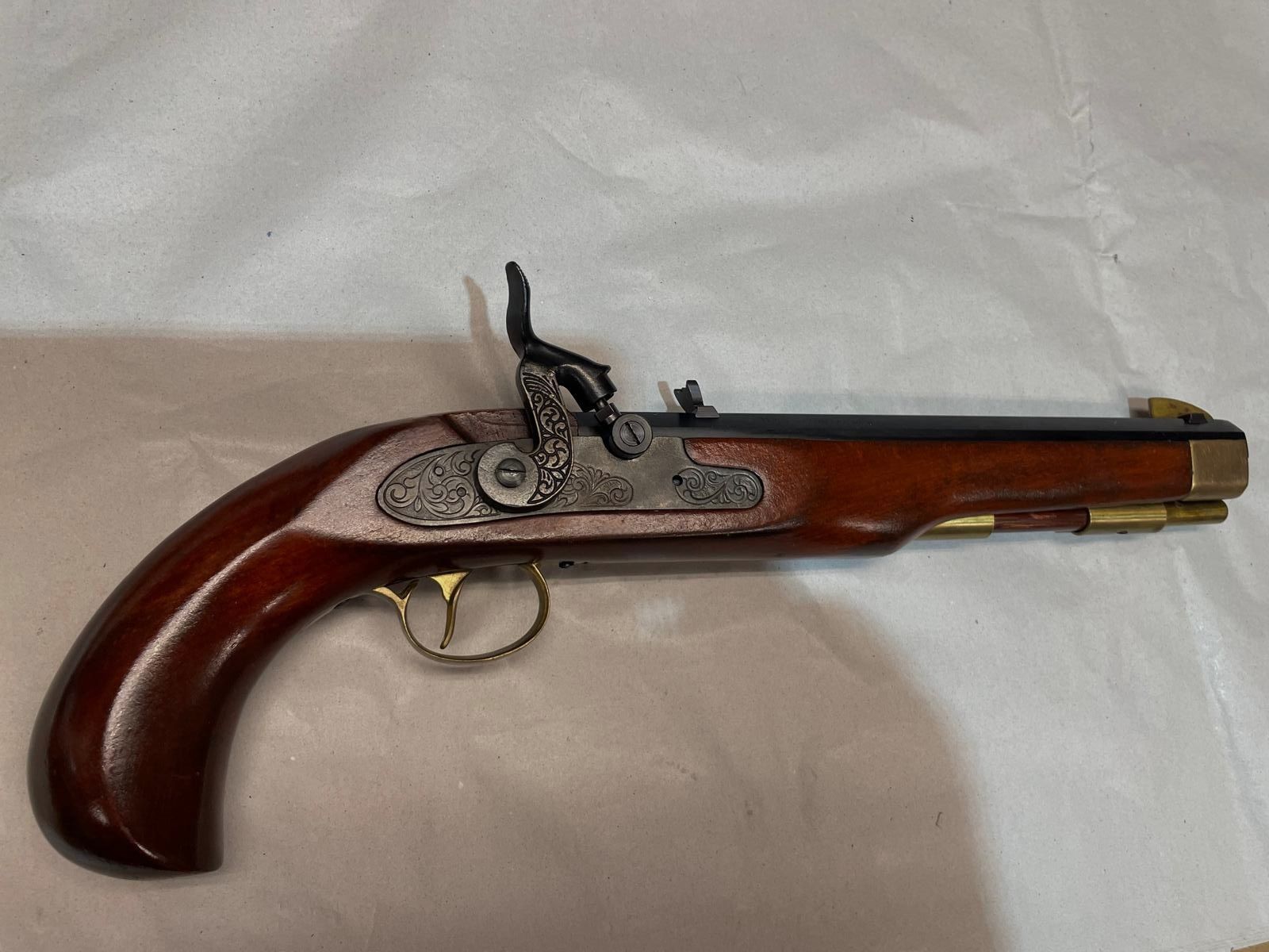 Pistola a avancar Dikar "Kentucky" - Calibro 45 - Percussione