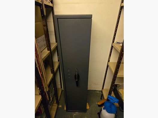 Armoire à armes de classe 0