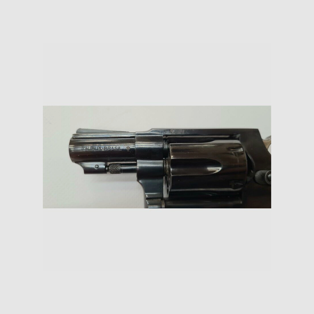 Taurus	 Revolver Taurus