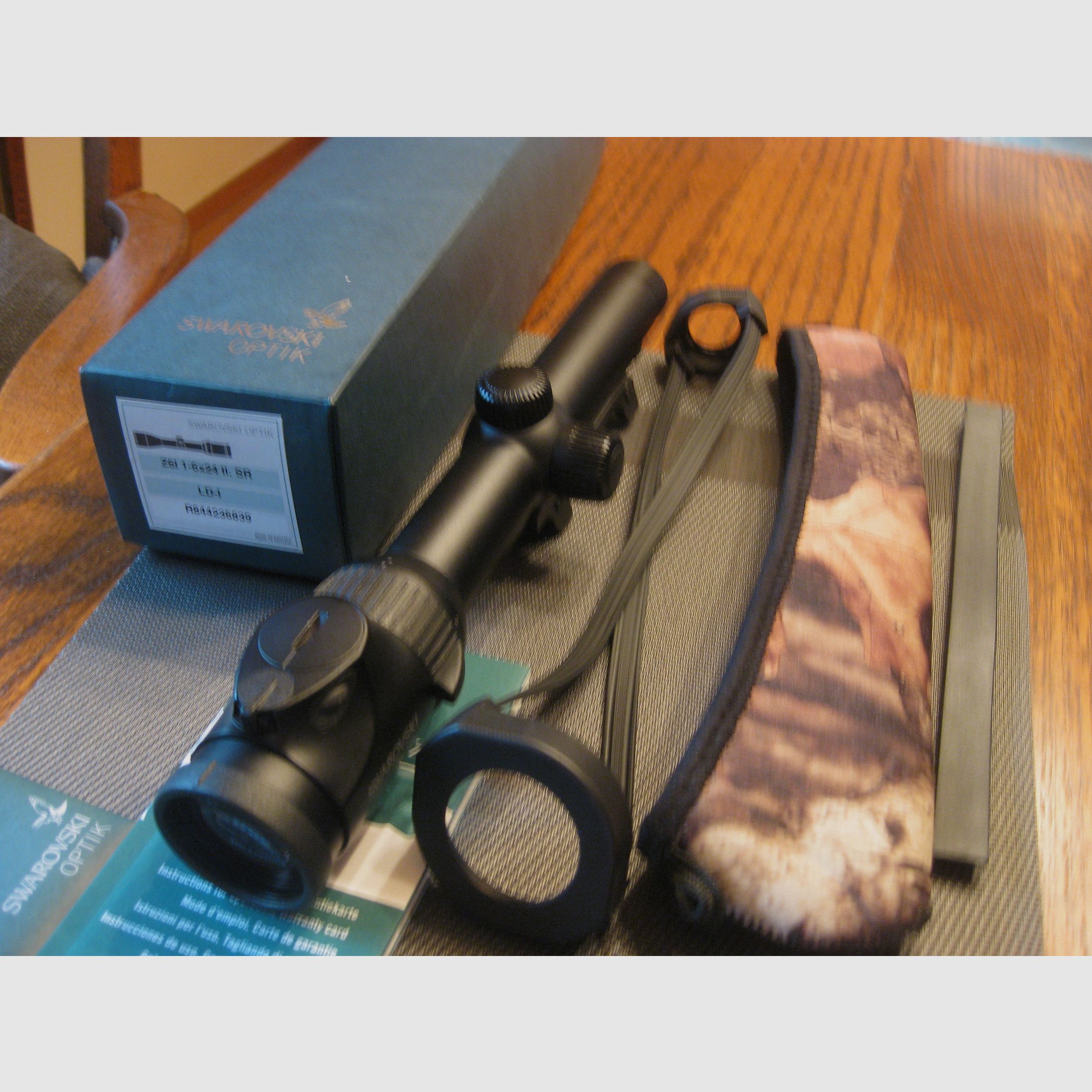 *BESTZUSTAND*  Swarovski Gen.II  Z6i 1-6x24 SR mit Abs. LD-I sowie original Blaser-Sattelmontage + Neoprencover + sämtlichen Originalzubehör in Originalverpackung !!