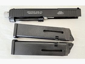System wymiany Advantage Arms .22lr Glock 17/22 Gen 4/ Gen 5 z gwintem i 2 magazynkami