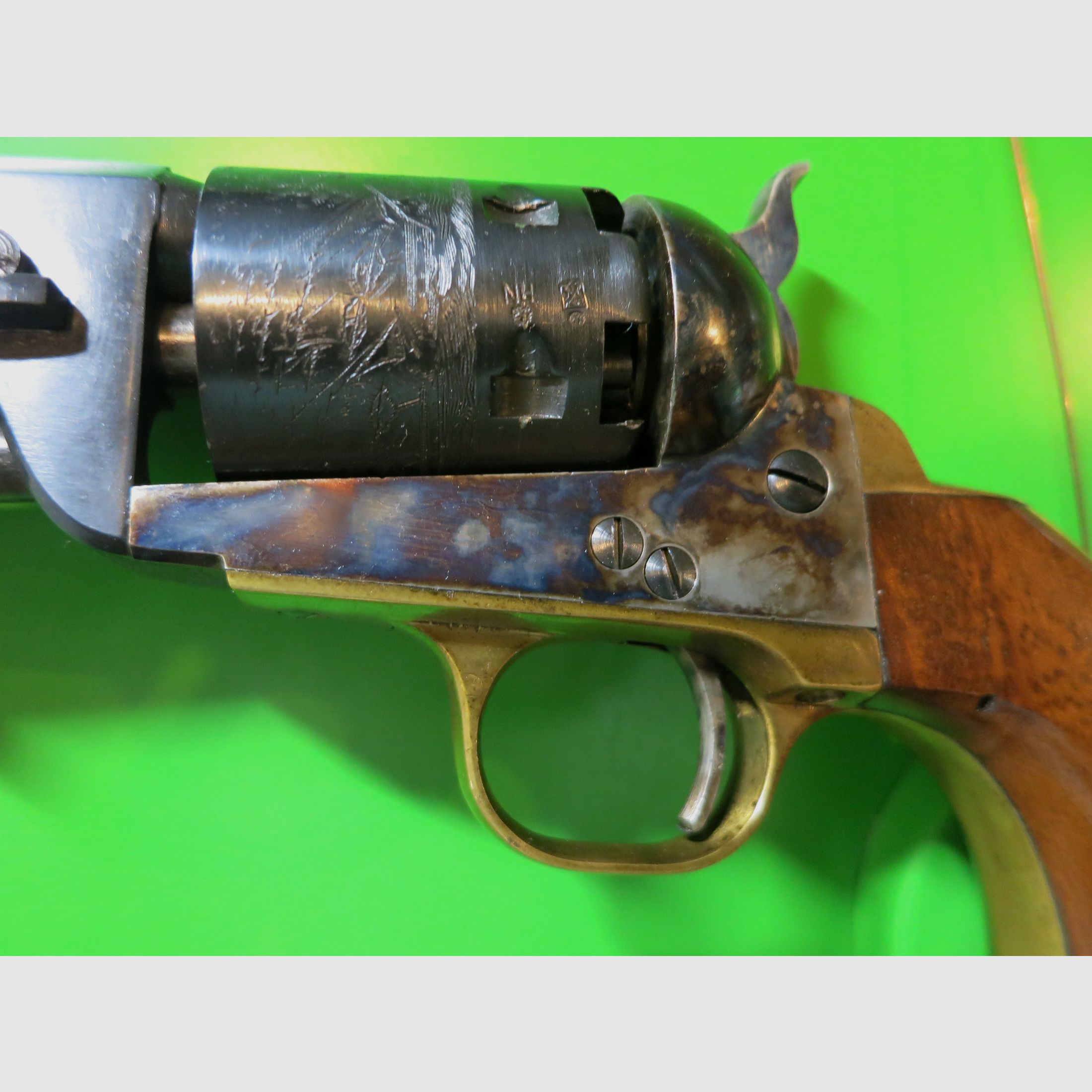 Revólver de percusión, Uberti Modelo Navy 1851, .36BP      #73-