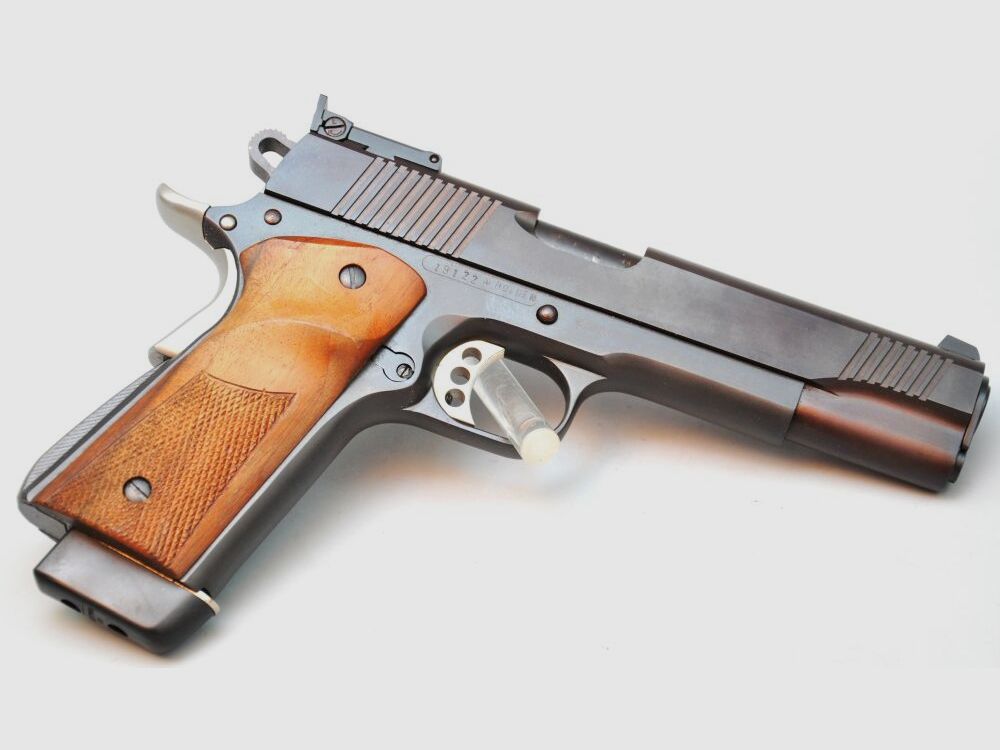 Holden Custom Guns 1911 .45Auto