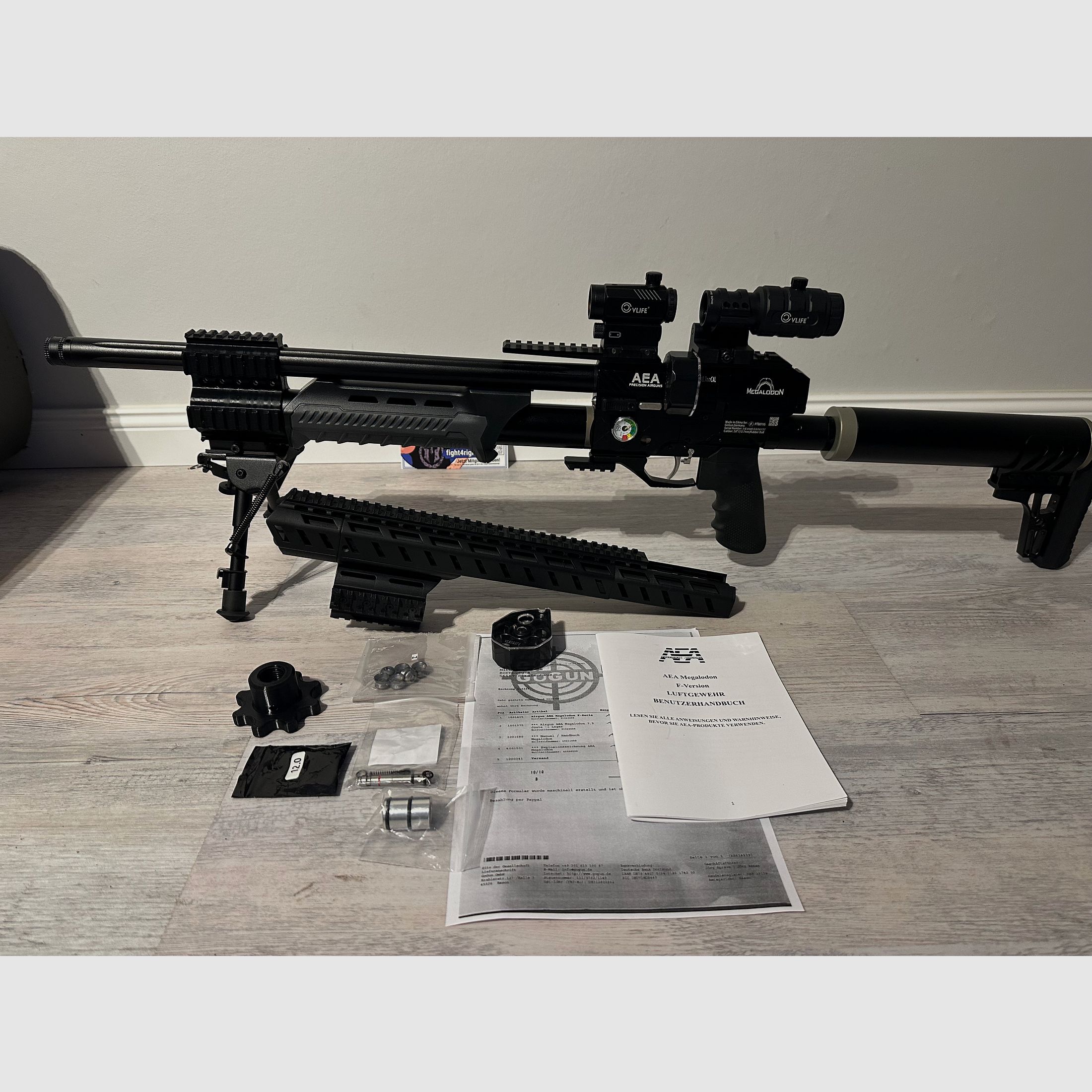 Neue  sofort verfügbar AEA  Megalodon ( Original) mit Rechnung & Zubehör 