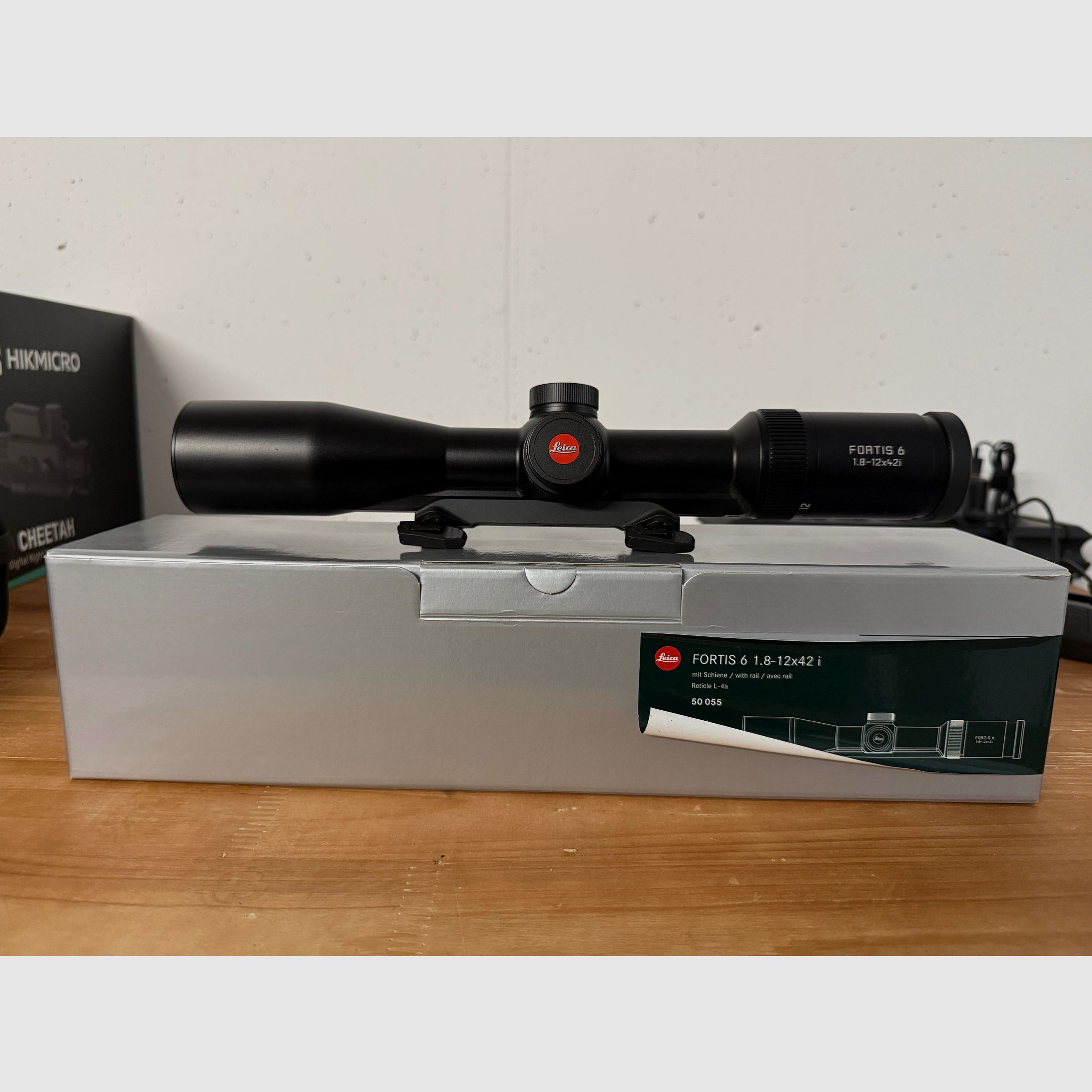 Leica Fortis 6 1.8–12x42i L-4a mit Schiene – Neuwertig aus 2024