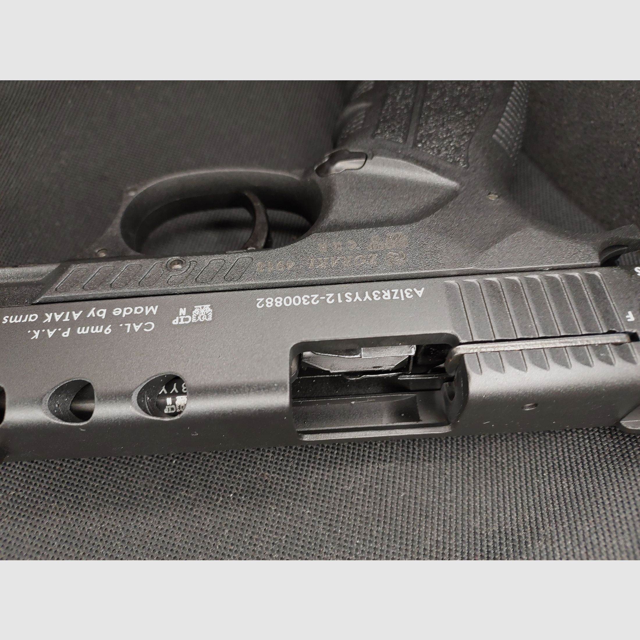 Zoraki 4918 Schreckschuspistole Kal. 9mm P.A.K. (PTB 1110) schwarz - neu!