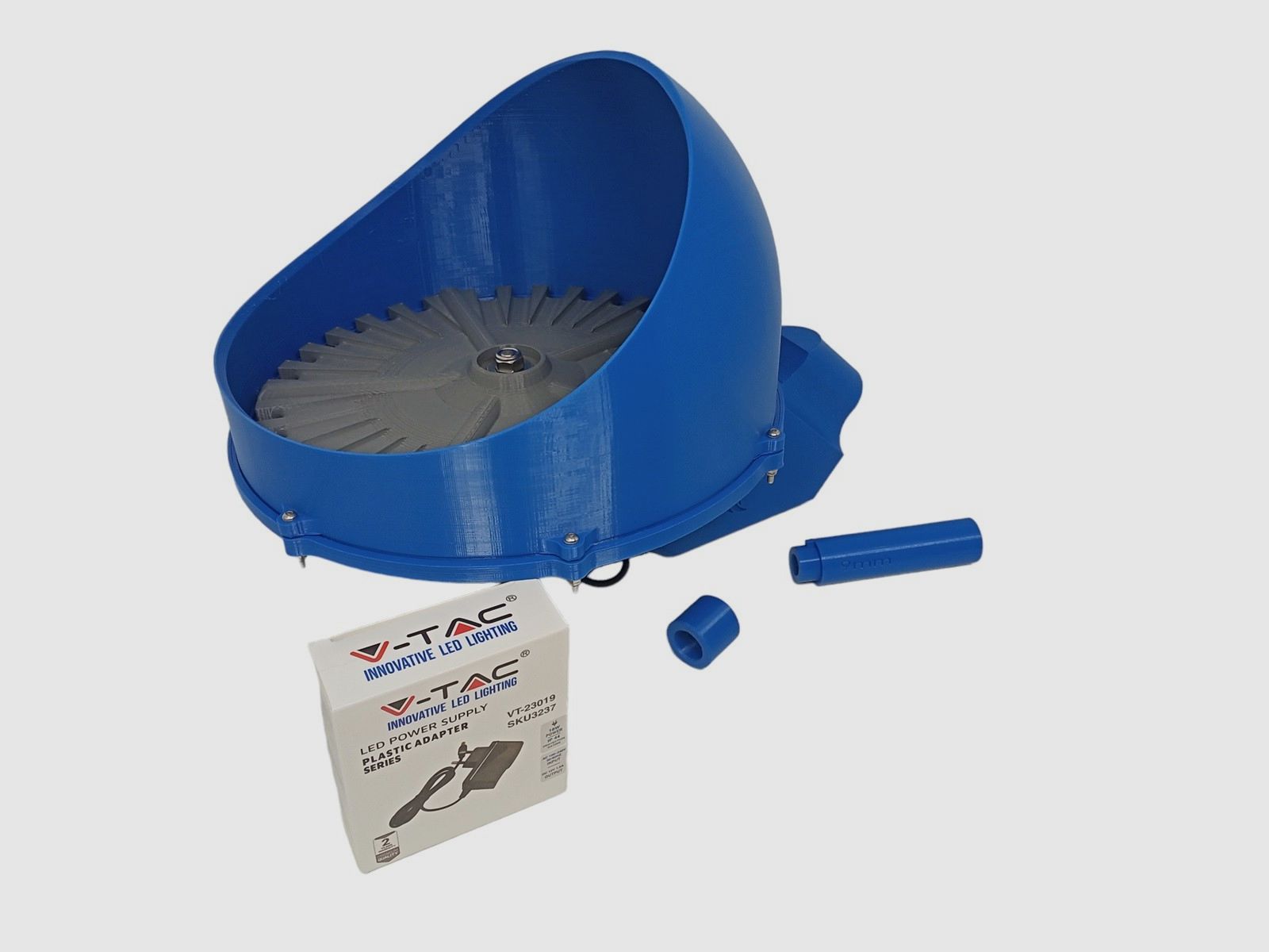 Case feeder, image 1 of 2