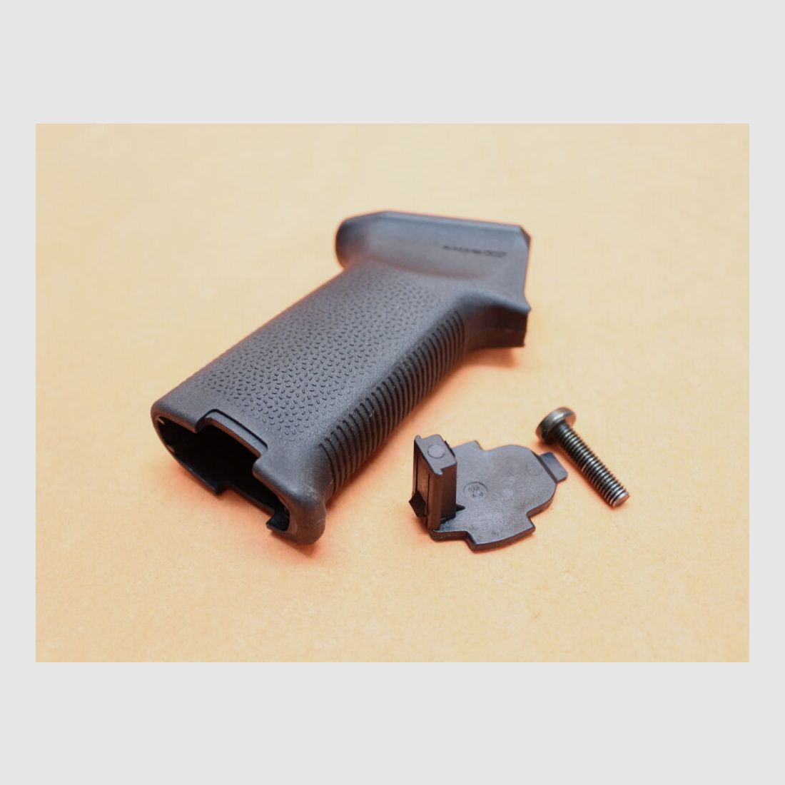 Magpul Kalashnikov AKM: Chwyt pistoletowy Magpul MOE (MAG523-BLK) Polimerowy Czarny (Magpul Original Equipment)