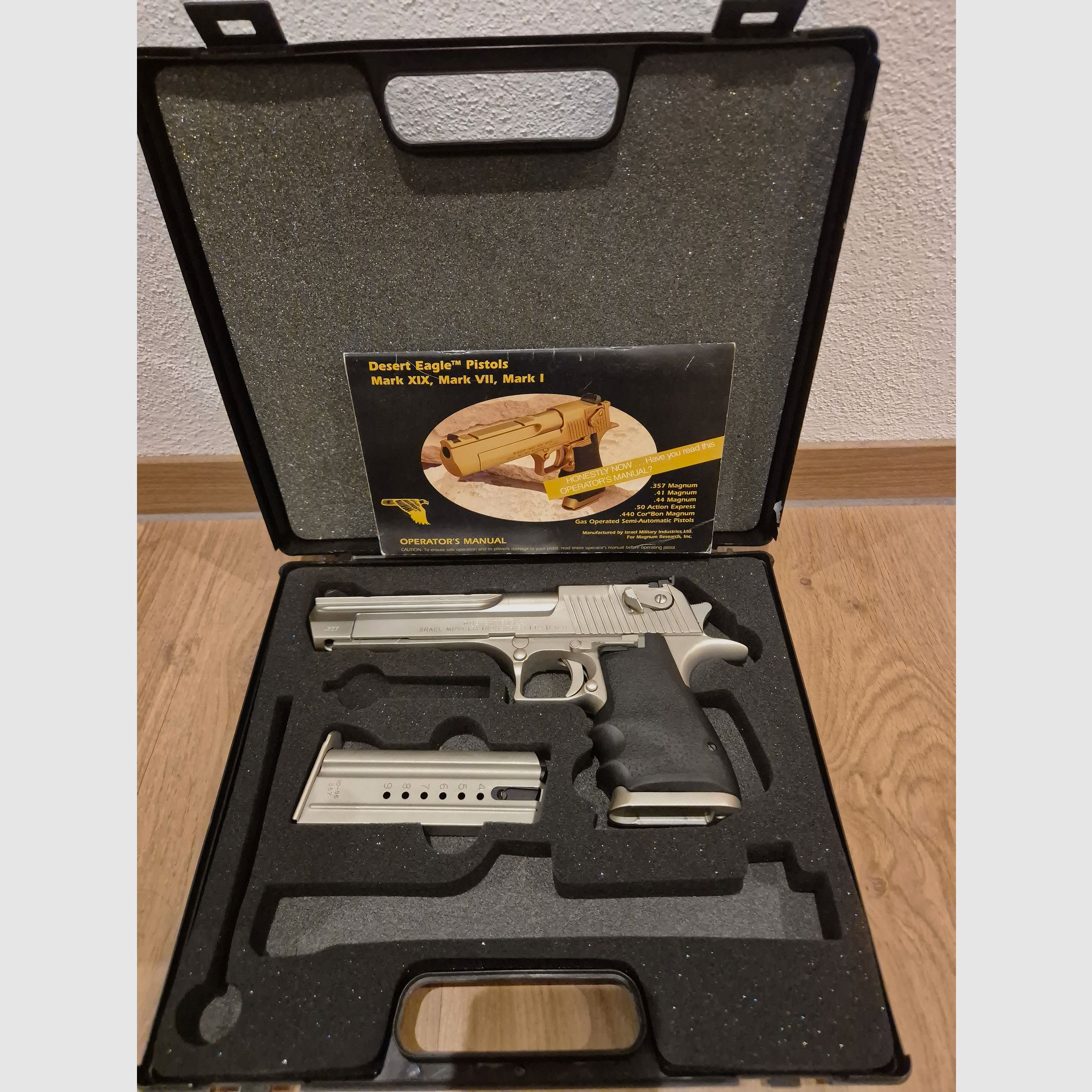 Magnum Research Desert Eagle IMI Israel .357 Mag.