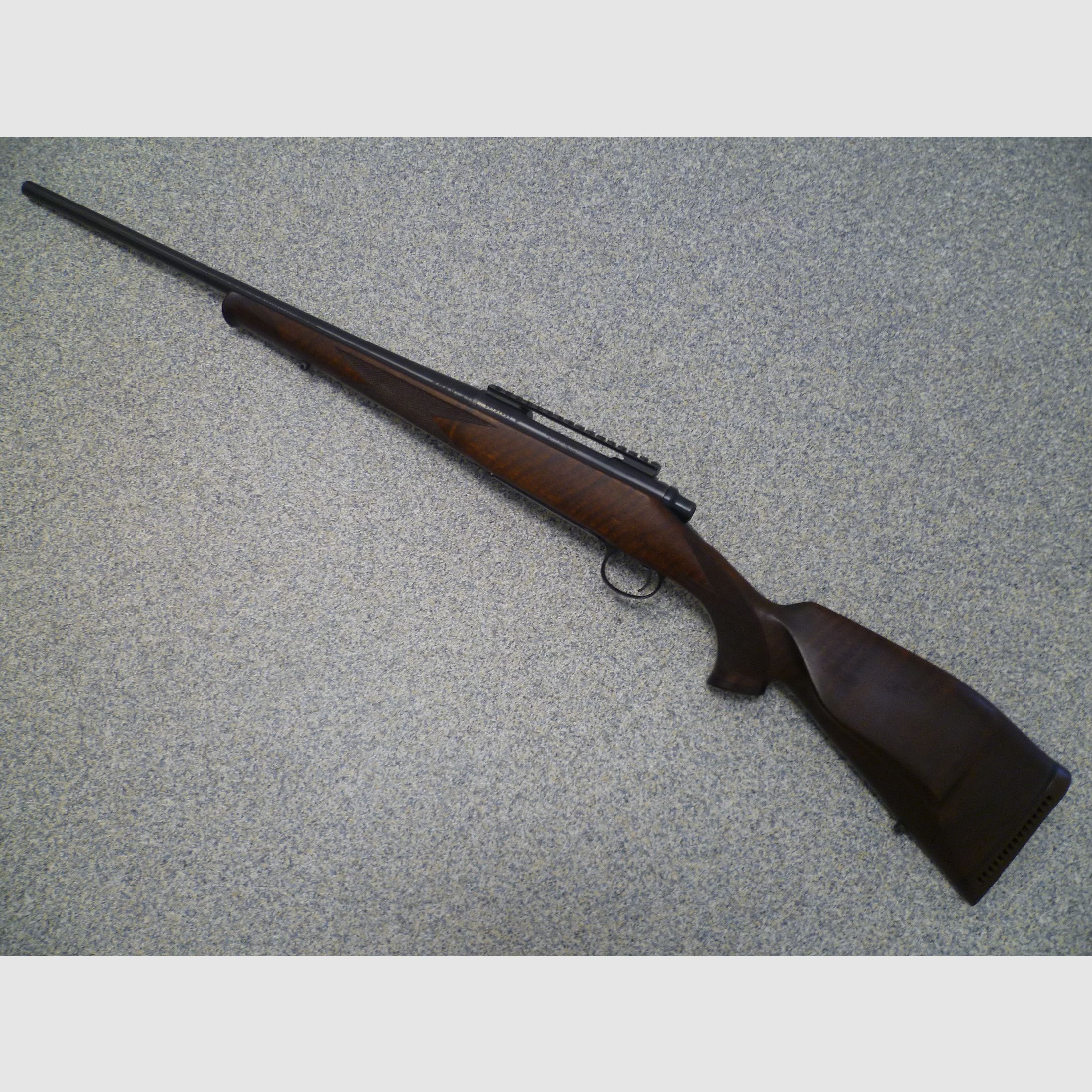 Repetierbüchse Remington 700 .30-06 Spring.