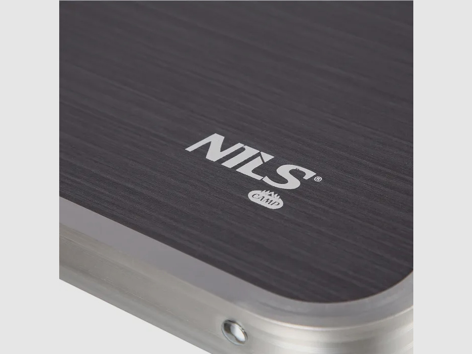 NC1633 Stół z 4 krzesłami Nils Camp