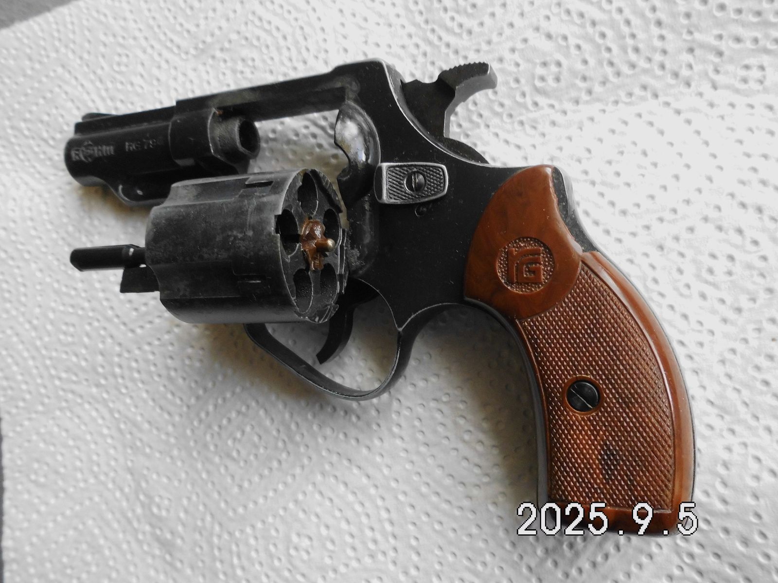 Blank firing revolver Röhm 78.