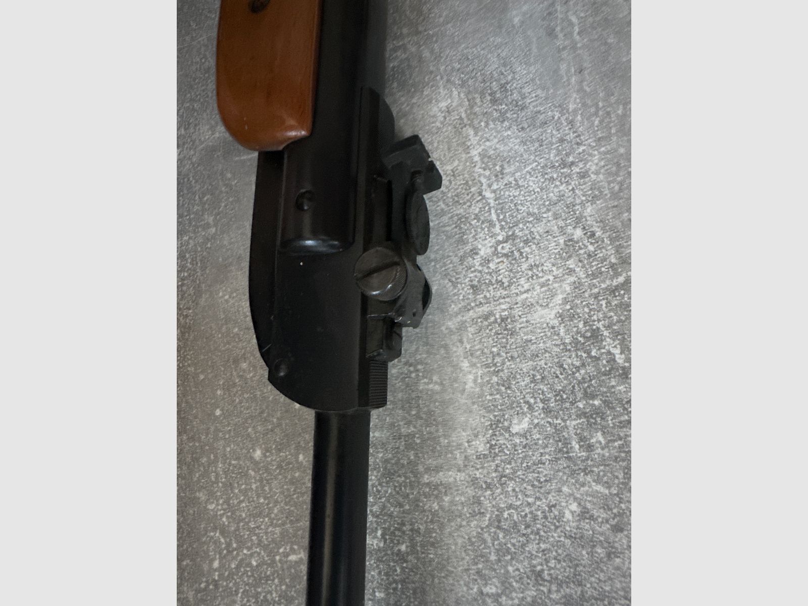Diana wiatrówka model 35 kal. 4,5 mm bez oznaczenia F, ponieważ wyprodukowana przed 1970 rokiem!! Super stan!
