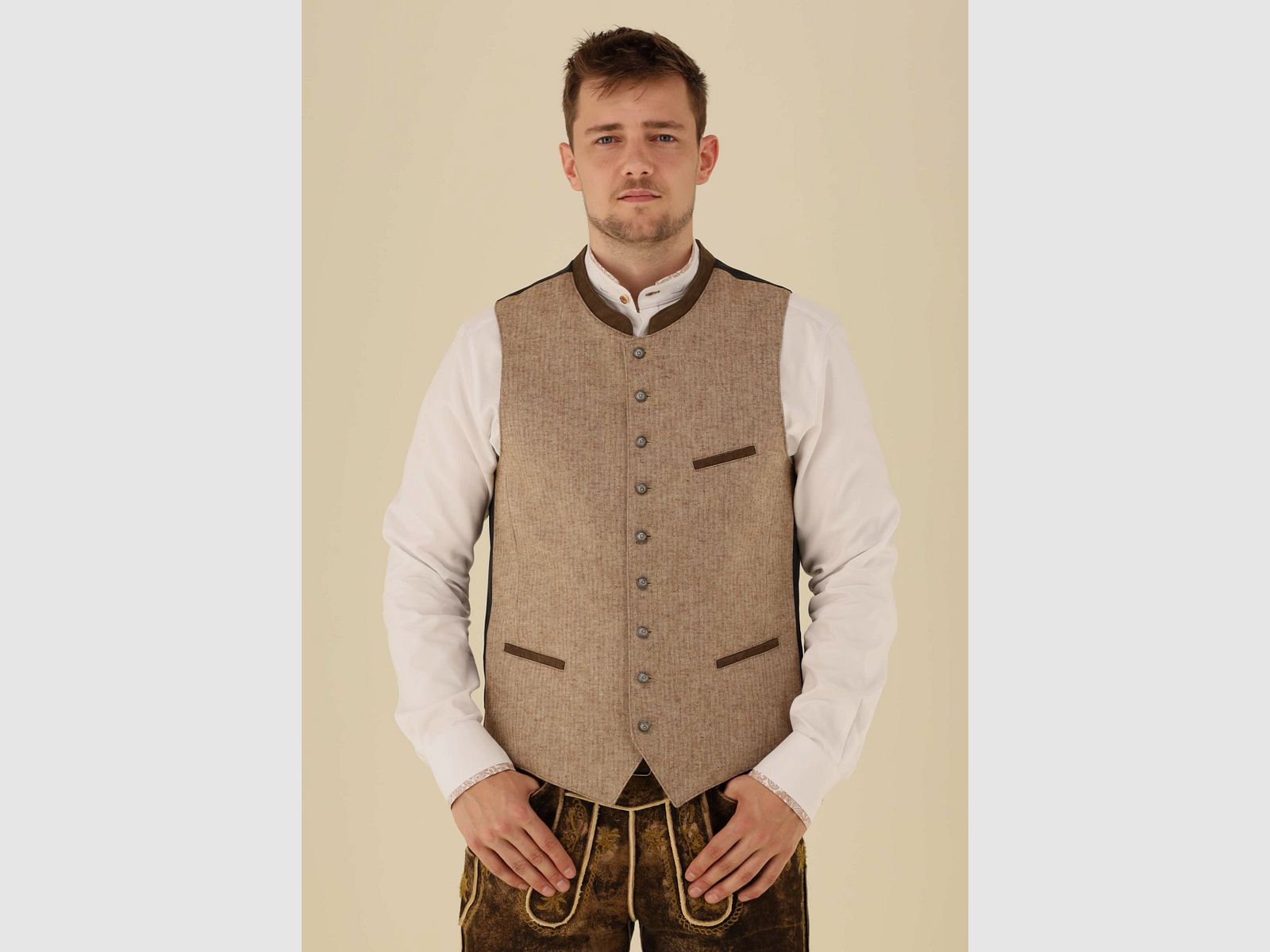 OS TRACHTEN GILET LINO, image 2 of 5