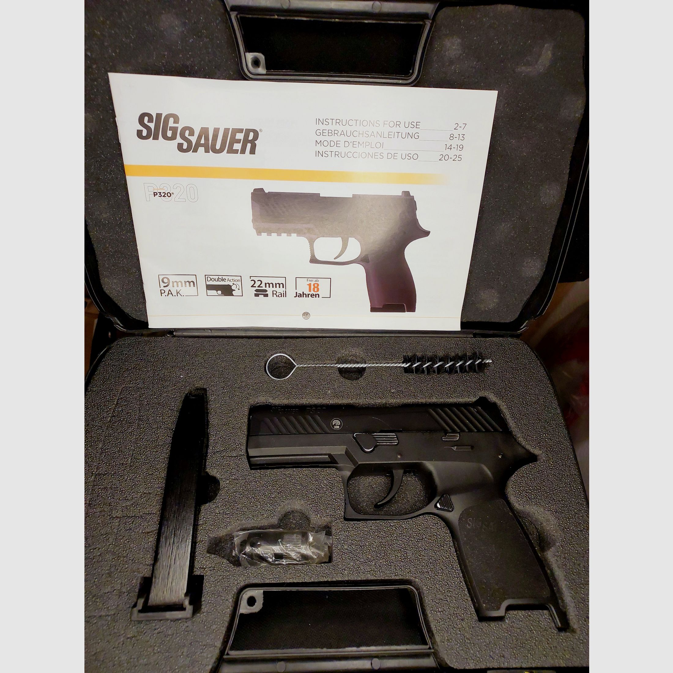 Sig Sauer P320 blank firing pistol in caliber 9 mm P.A.K. Black in the original SIG case (PTB 1038)
