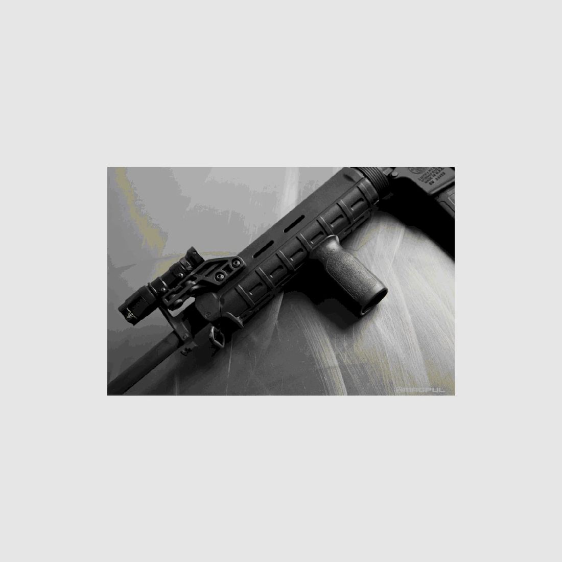 Montura Magpul MOE Scout, lado izquierdo del sistema MOE