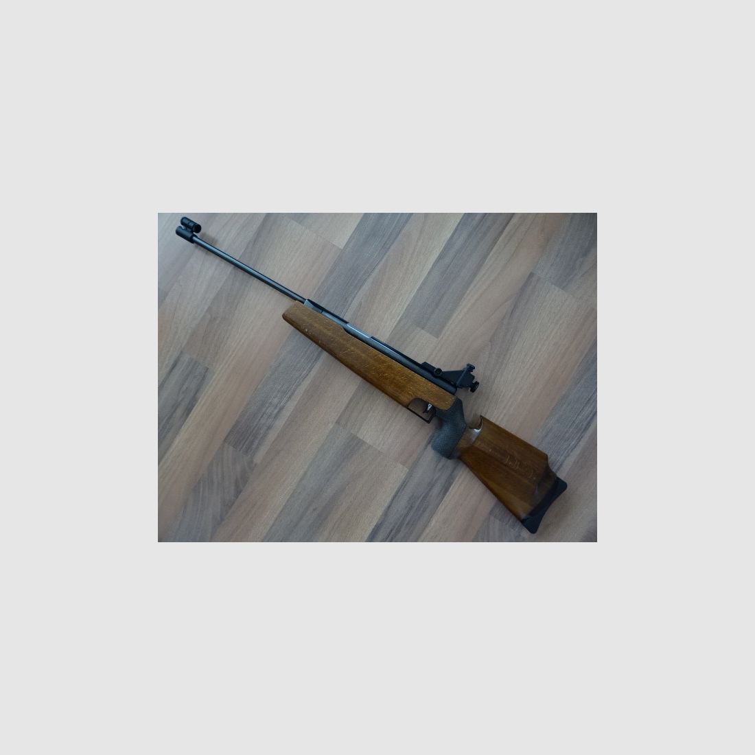 Feinwerkbau 300 S Junior - Match Luftgewehr für Rechtsschützen