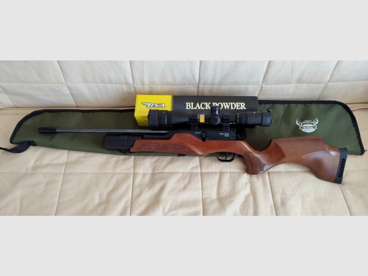 Walther Rotex RM8 z lunetą BSA 4-16x44AOEYS