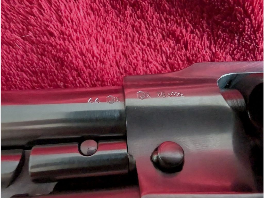 Sturm Ruger Schwarzpulverrevolver Modell Old Army Edelstahl, Kal. .44 BP