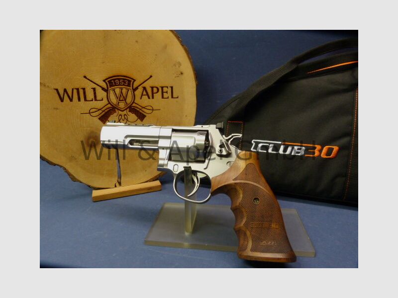 Weapons Will & Apel Club 30 RL range 4 inches