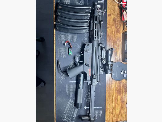 SAC x Wolverine Virtus XI HPA, Schwarz