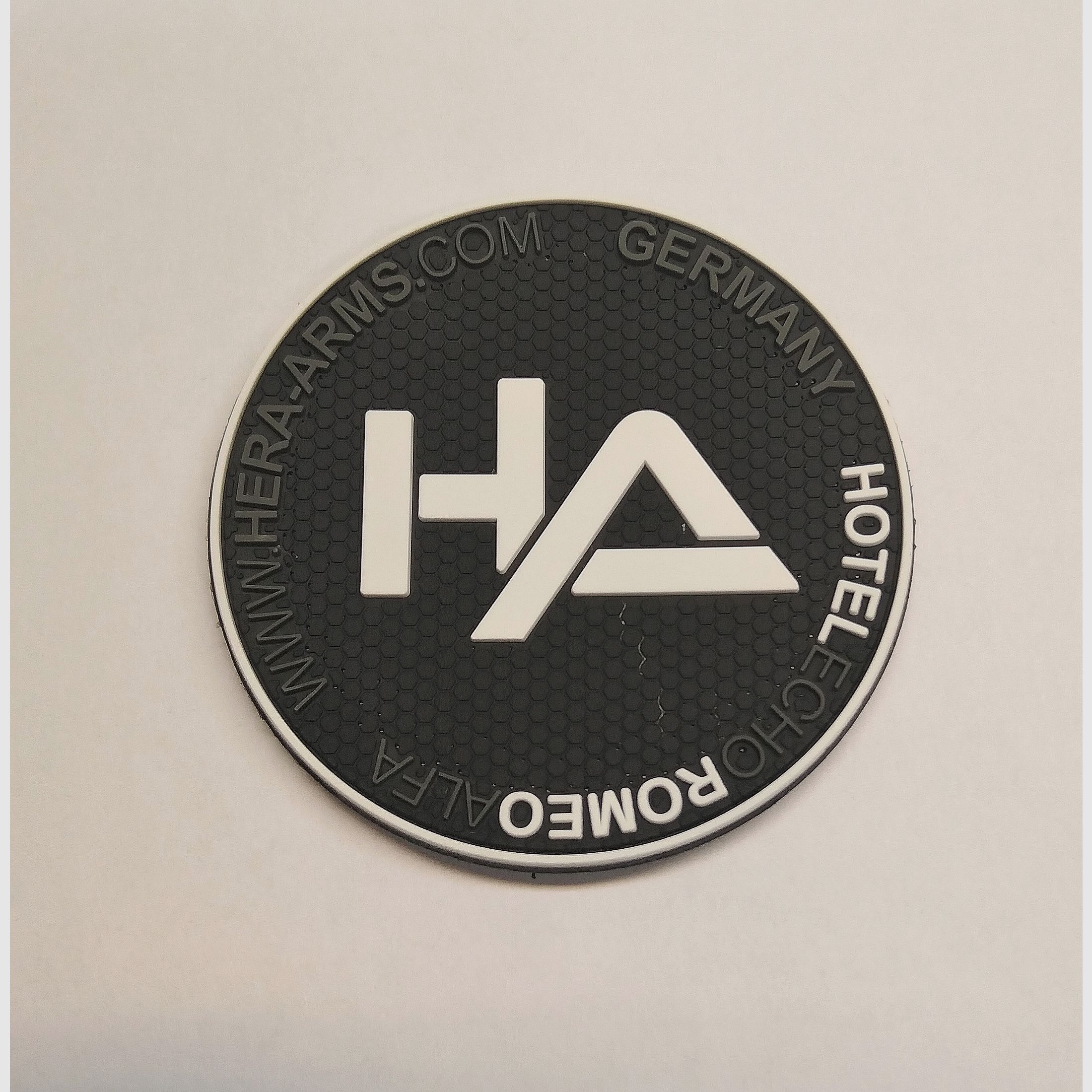 HERA-Arms fanartikel patch rond HA