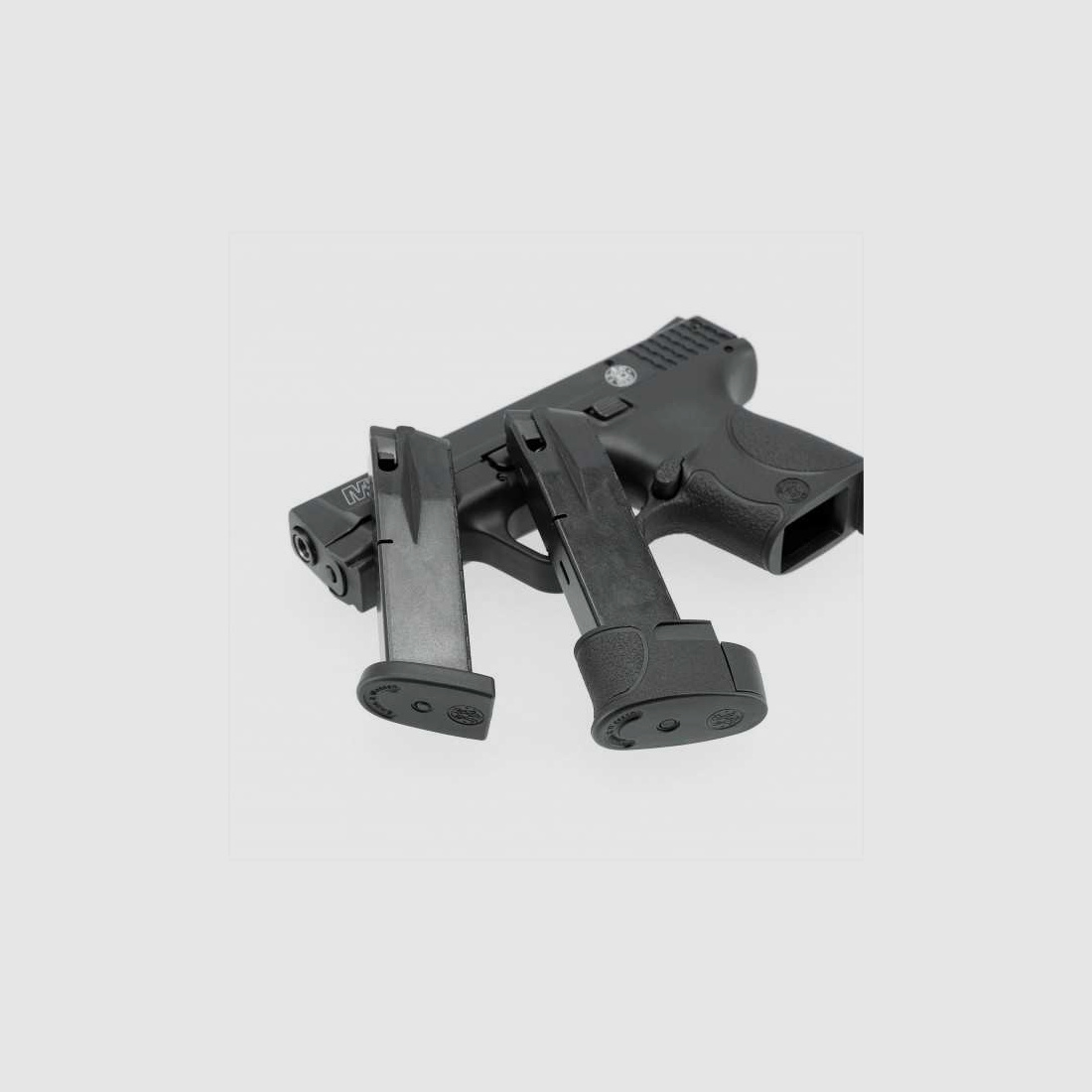 Smith & Wesson M&P9c 9 mm P.A.K. blank firing pistol